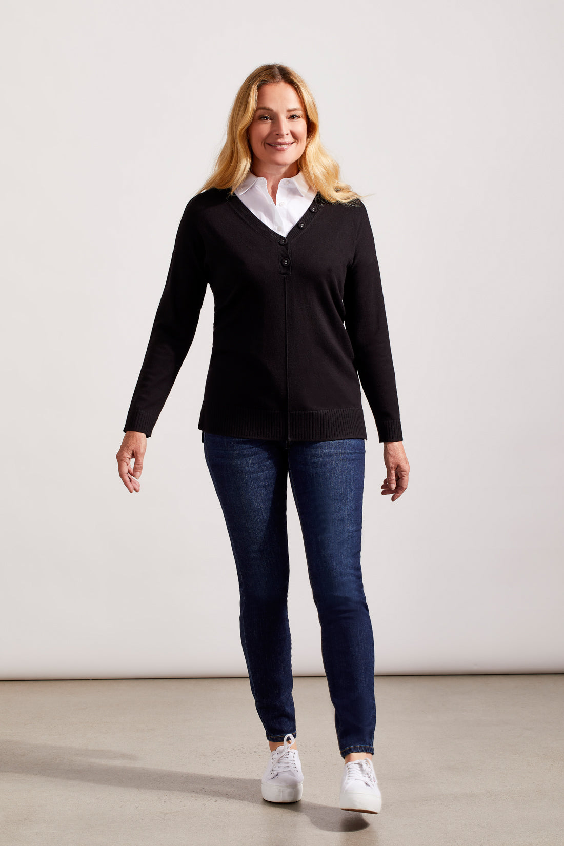 Button Up Fooler Collar in Black or White. Style TR1407O-3768