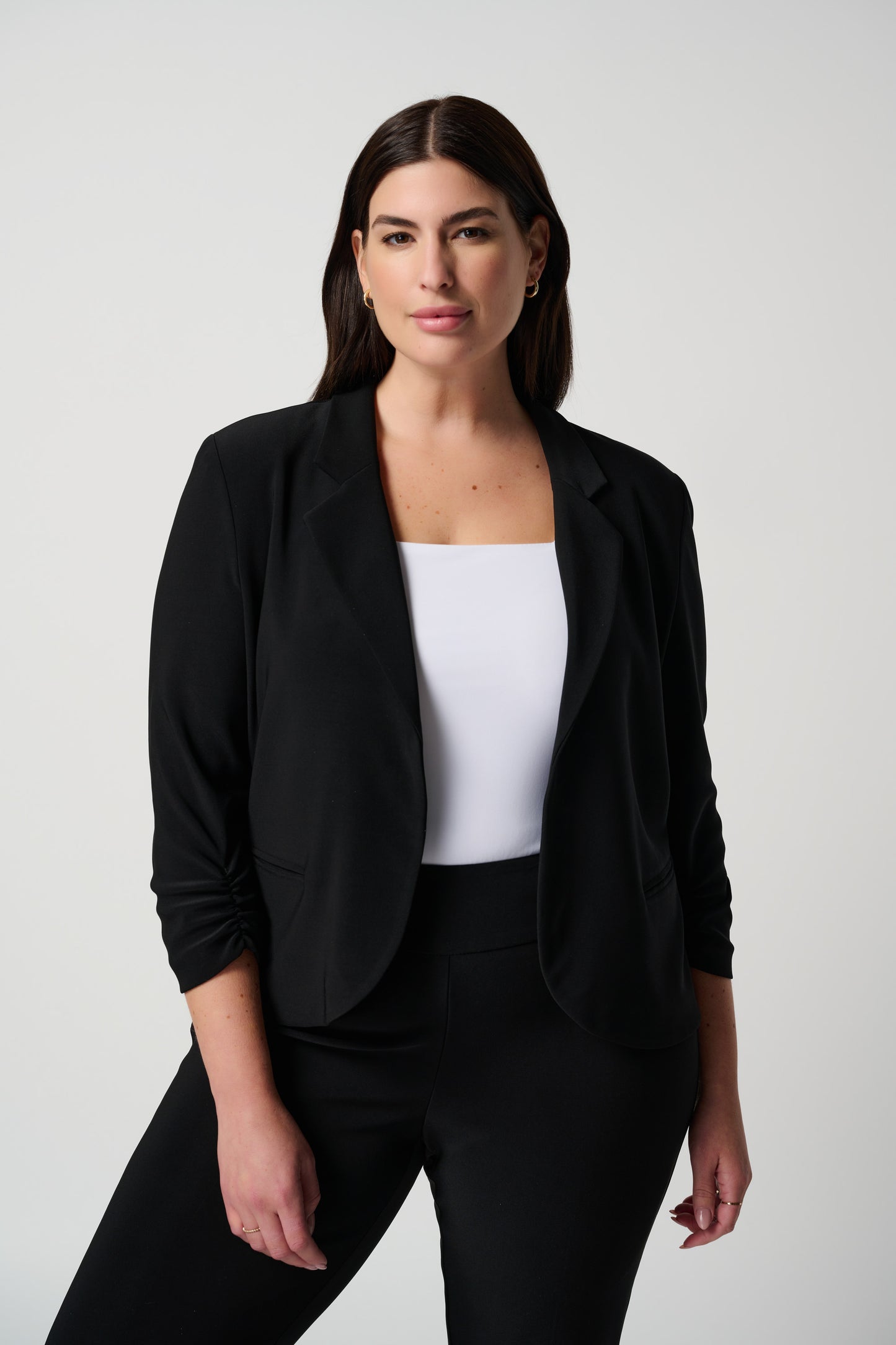 Classic Short Blazer. Style JR143148