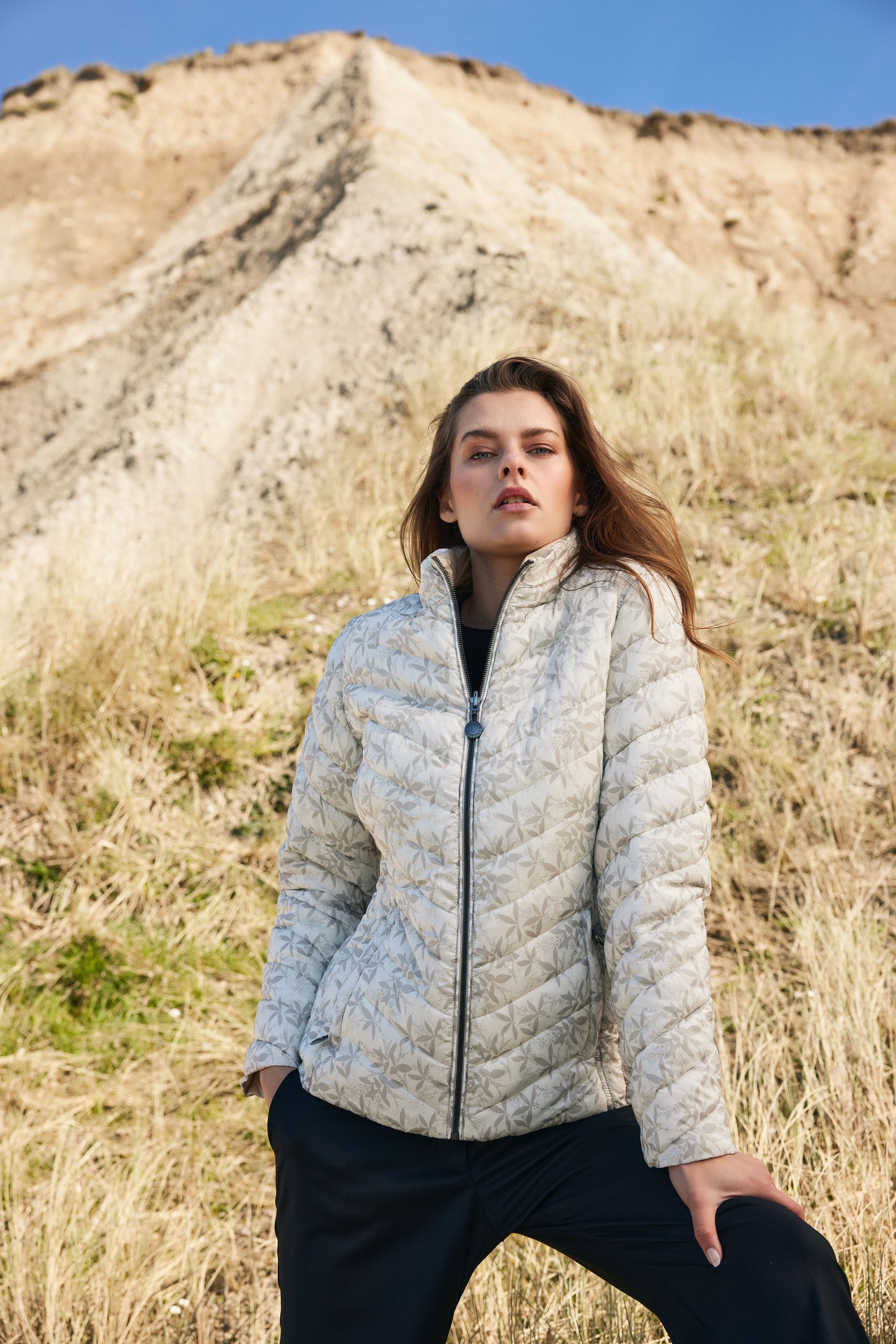 Reversible Patterned/Solid Lightweight Puffer Jacket. Style FR226