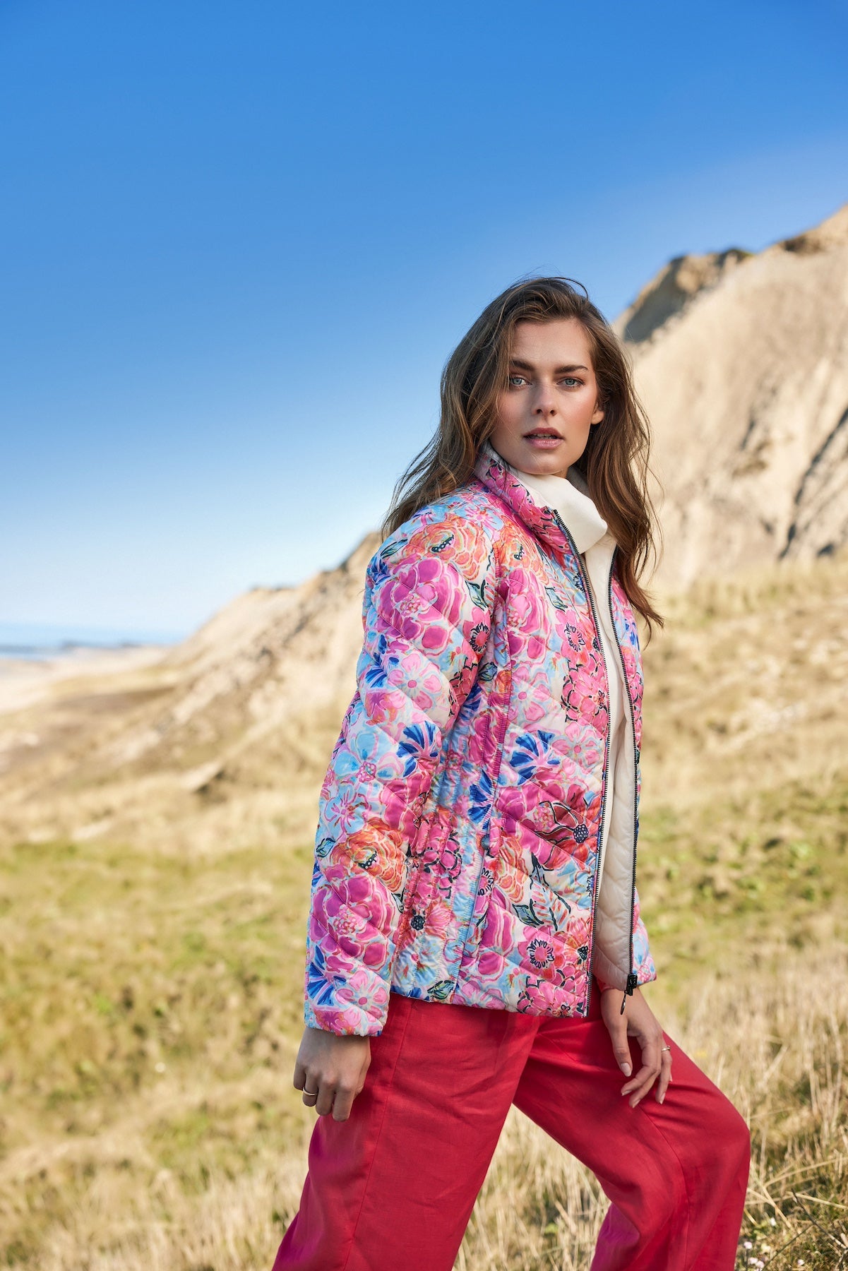 Reversible Patterned/Solid Lightweight Puffer Jacket. Style FR226