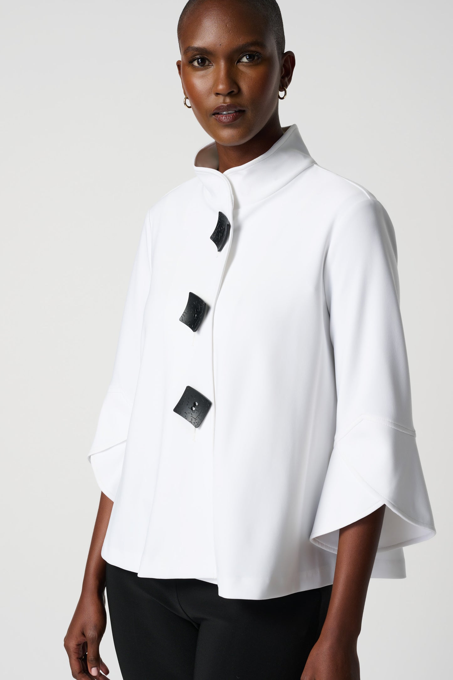 Classic Trapeze Tulip Cuff Jacket. Style JR193198
