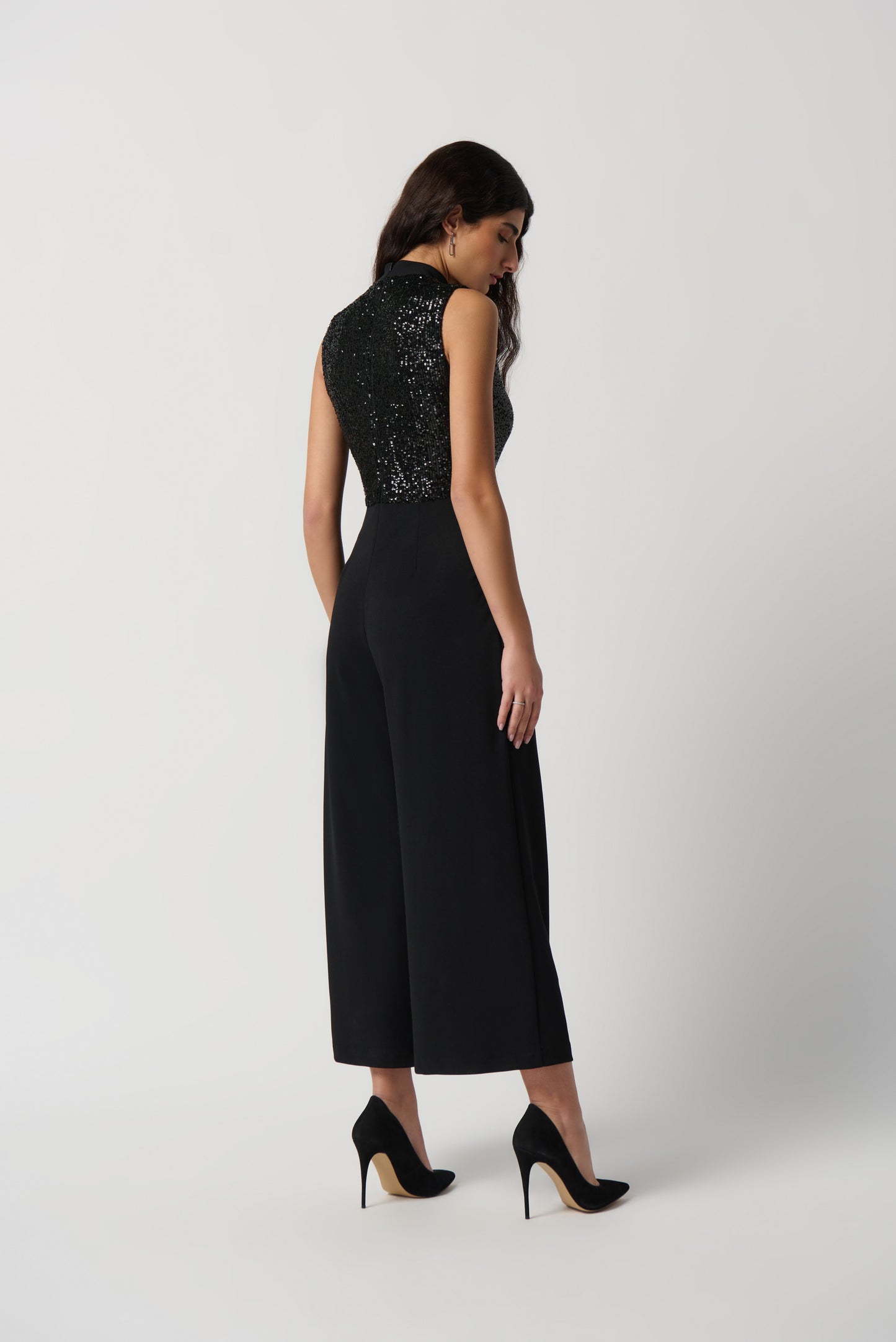Sequins & Scuba Crepe Wide Leg Jumpsuit. Style JR234205