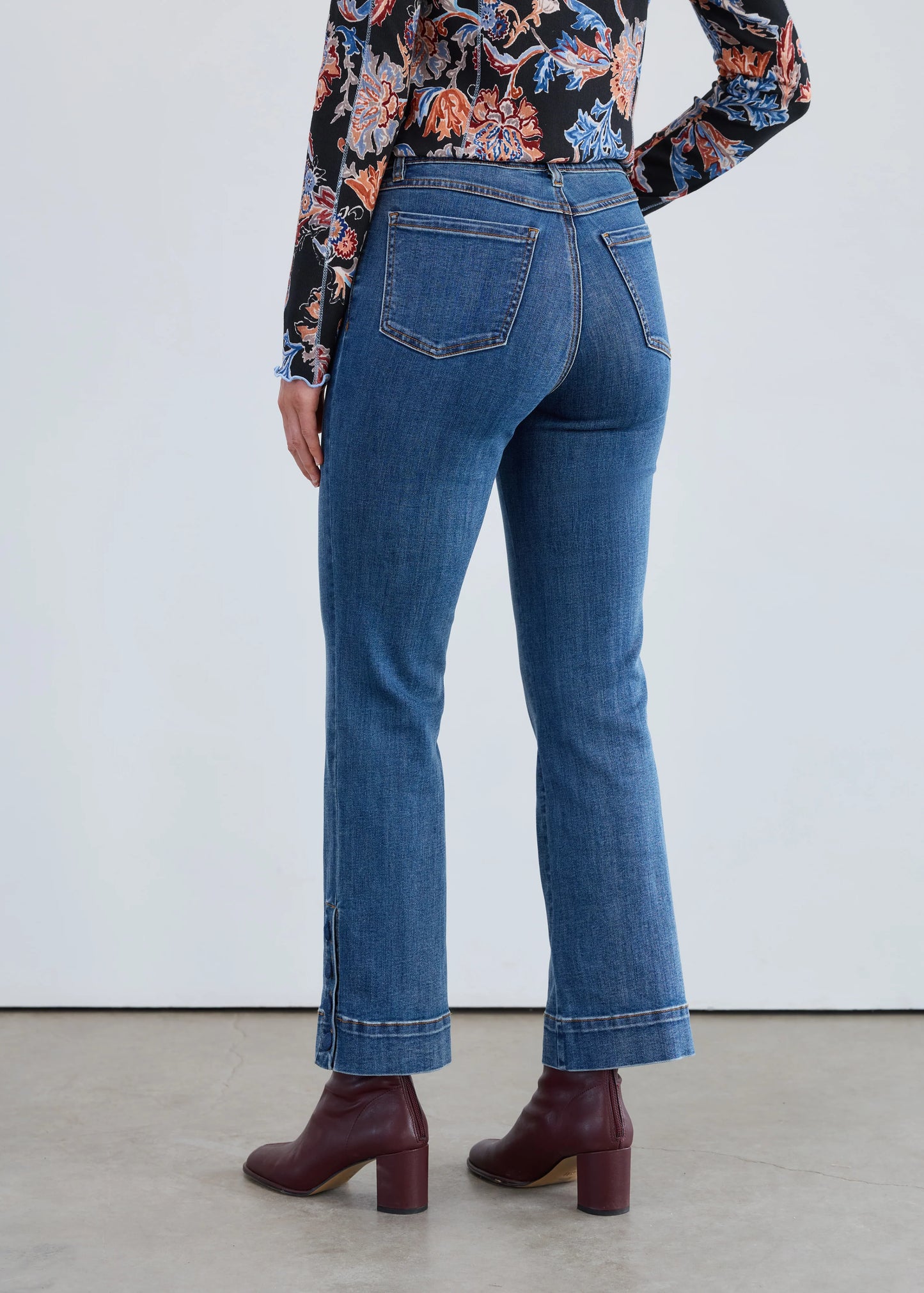 Pull-On Boot Ankle Jean. Style FD2462669