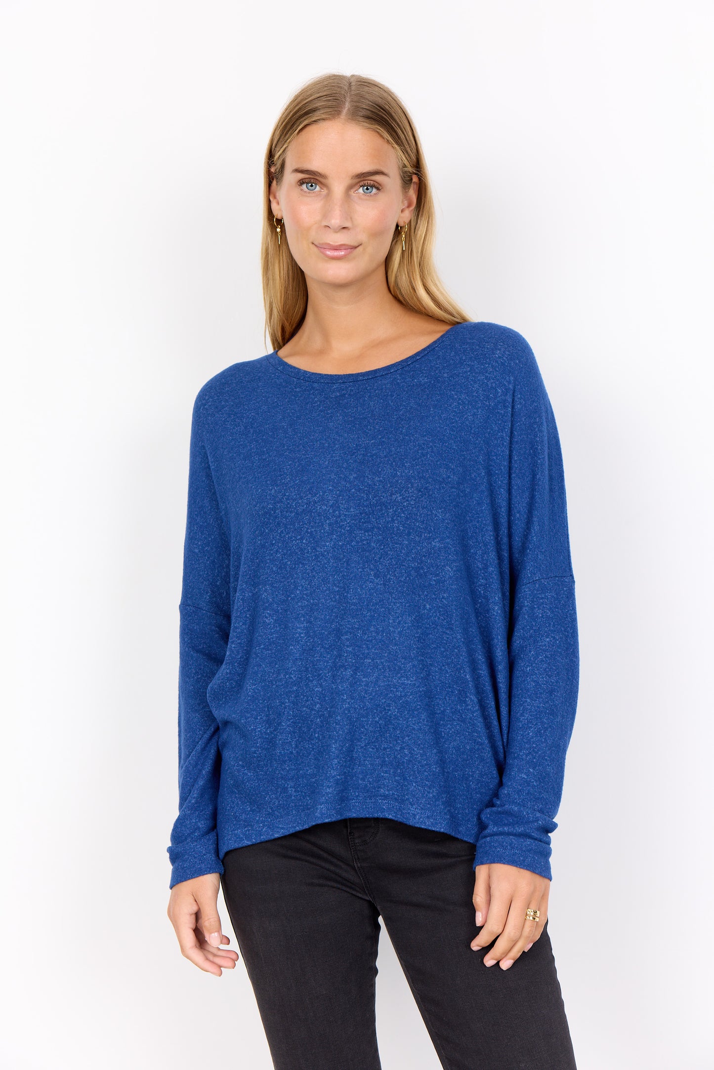 Soft Long Sleeve Drop Shoulder Top. Style SOYA4PF24788