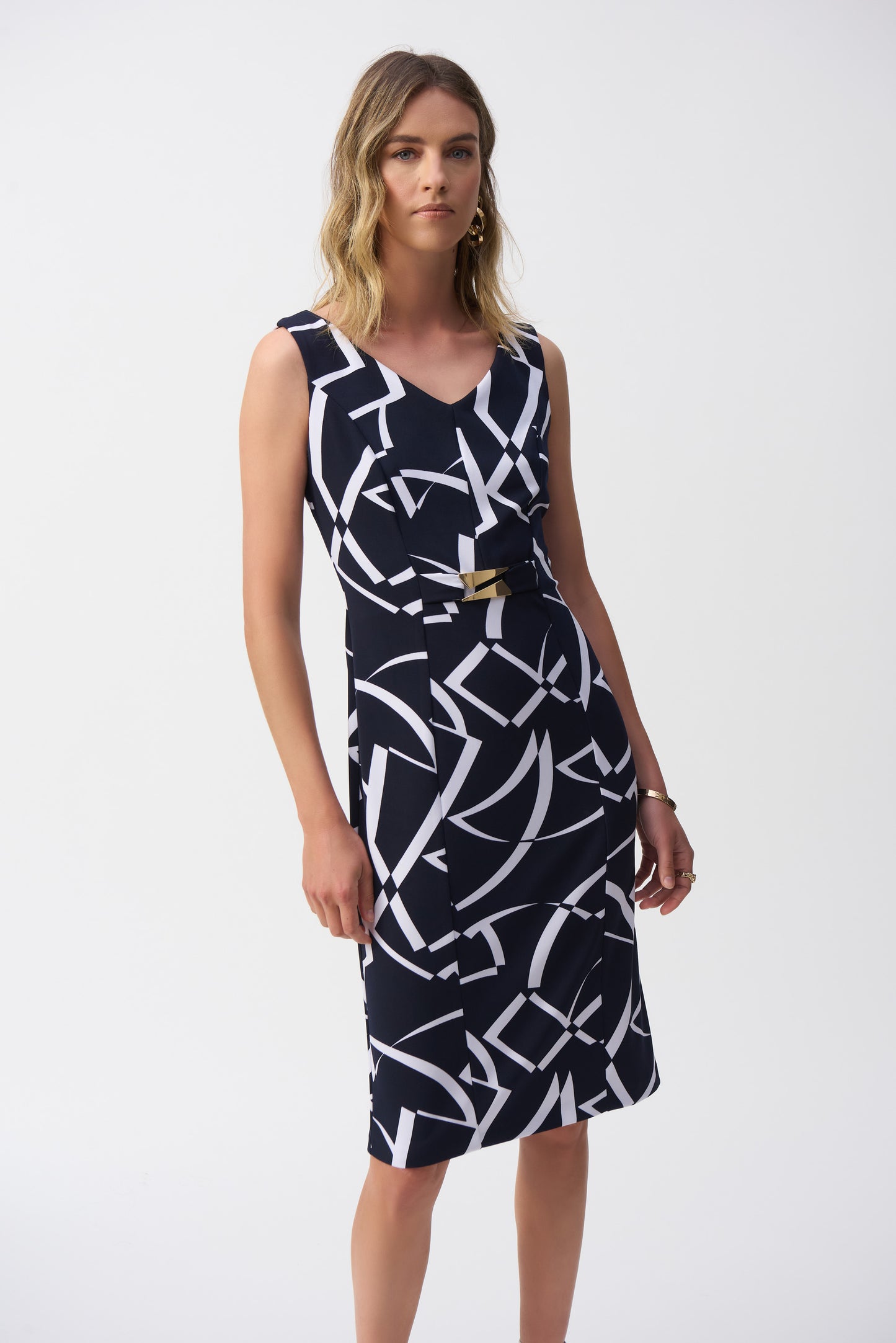Silky Knit Geo Print Sheath Dress. Style JR251108