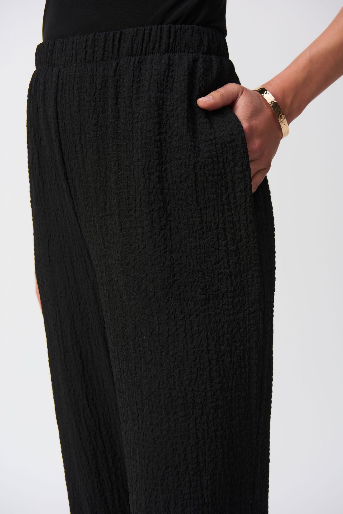 Seersucker Wide Leg Pull On Pant. Style JR251227