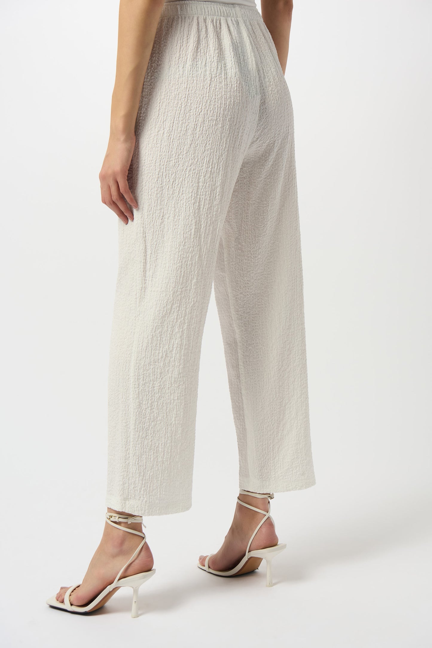 Seersucker Wide Leg Pull On Pant. Style JR251227