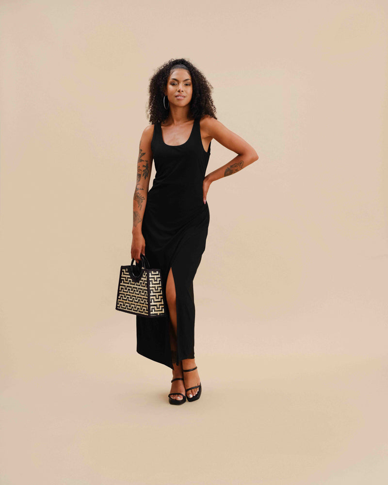 Sleeveless Leg Slit Ruched Side Dress. Style FS251423