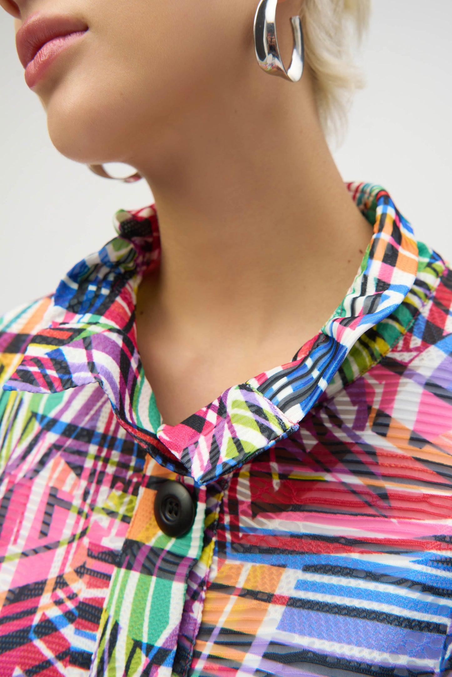 Jacquard Stripe 3/4 Sleeve Trapeze Jacket. Style JR252038