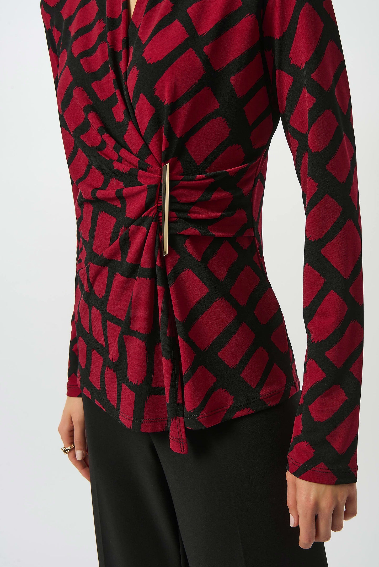 Geo Print Fitted Wrap Top. Style JR253139
