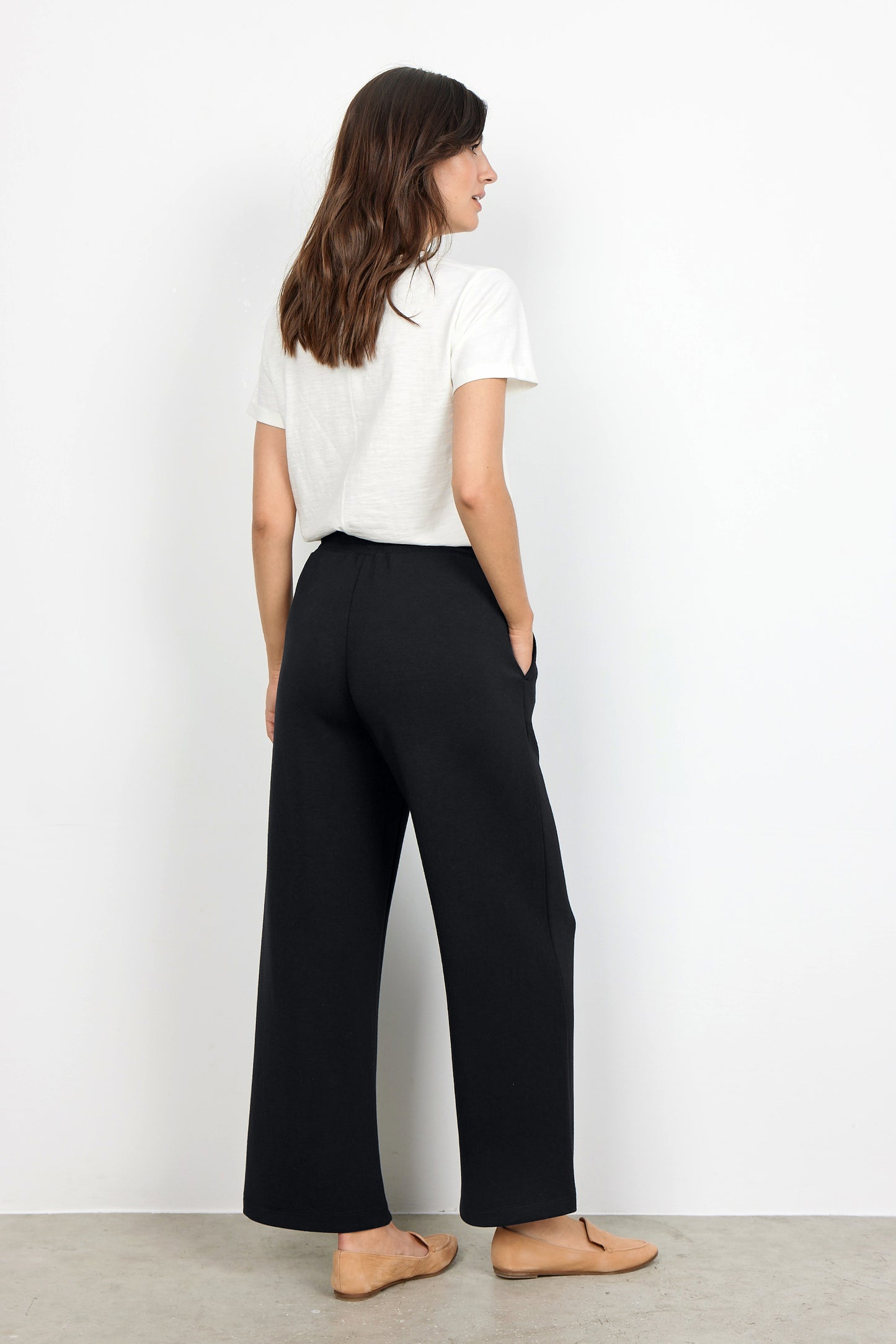 Pull On Elastic Waist Wide Leg Black Pant. Style SOYA4PF25328