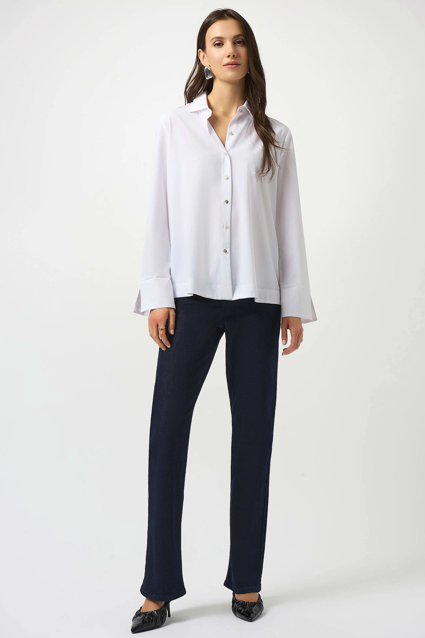 Stretch Poplin Button-Front Boxy Blouse. Style JR253923