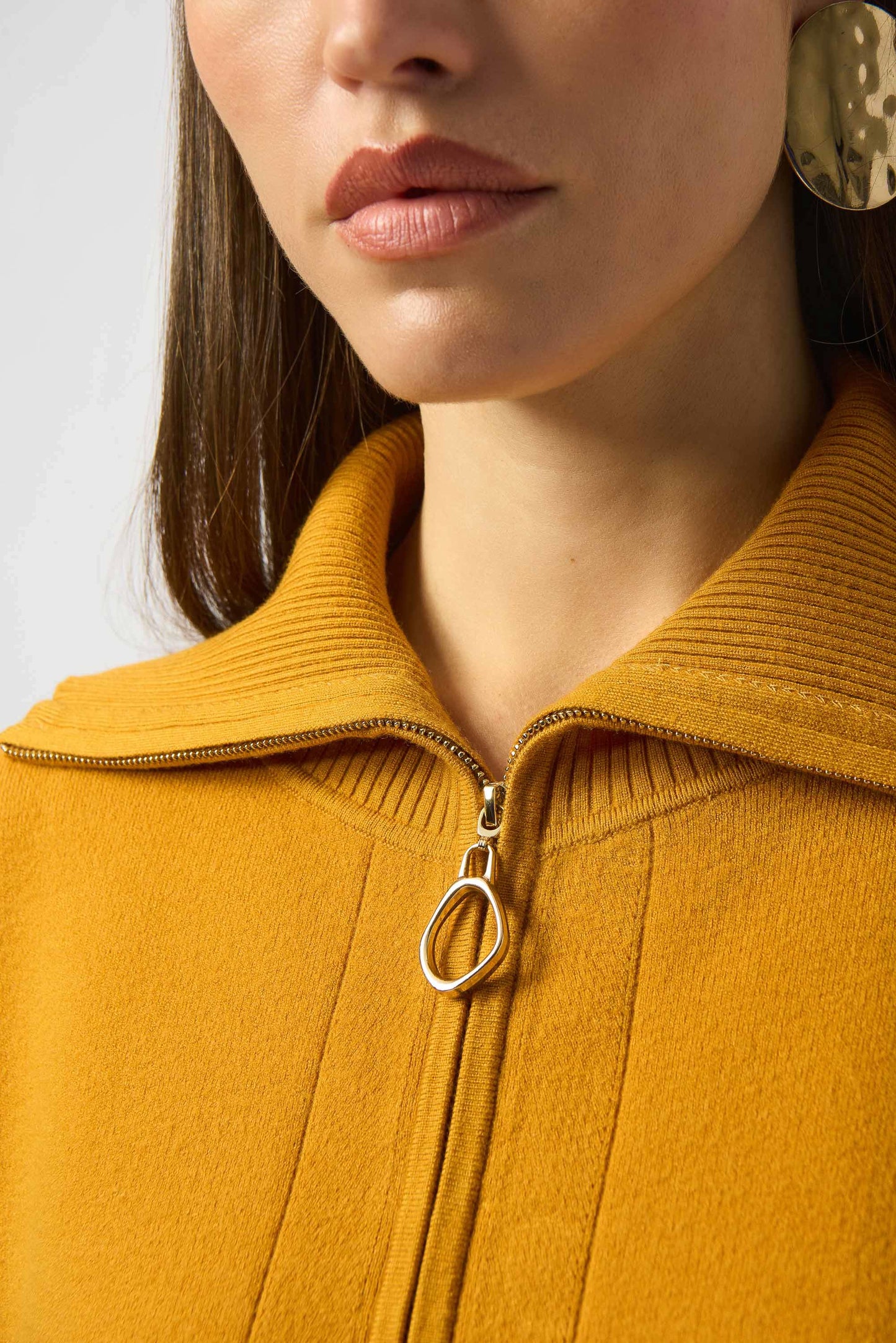 Knit Boxy Pullover With Zipped Collar Sweater. Style JR253963