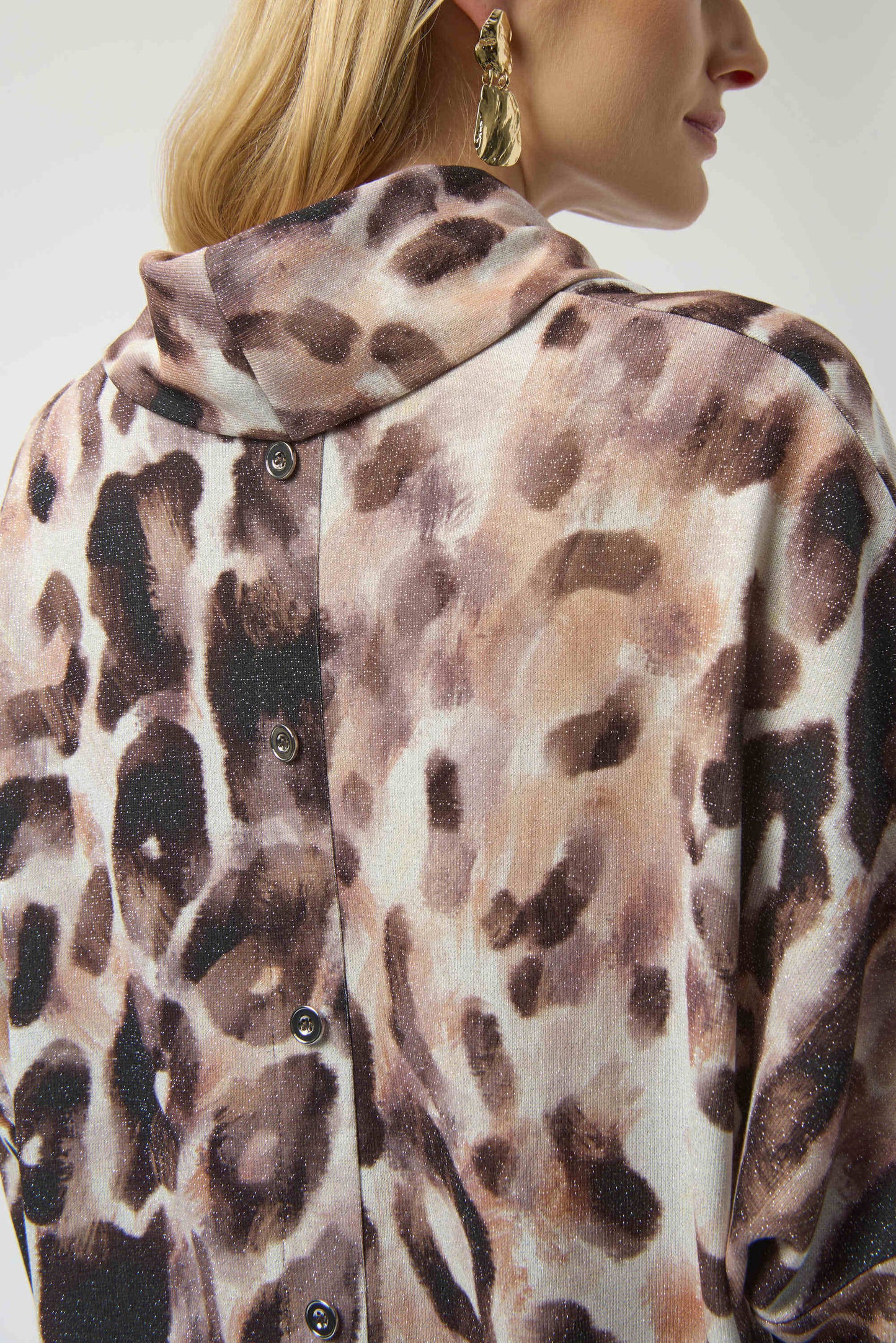 Sweater Knit Animal Print Tunic. Style JR254033