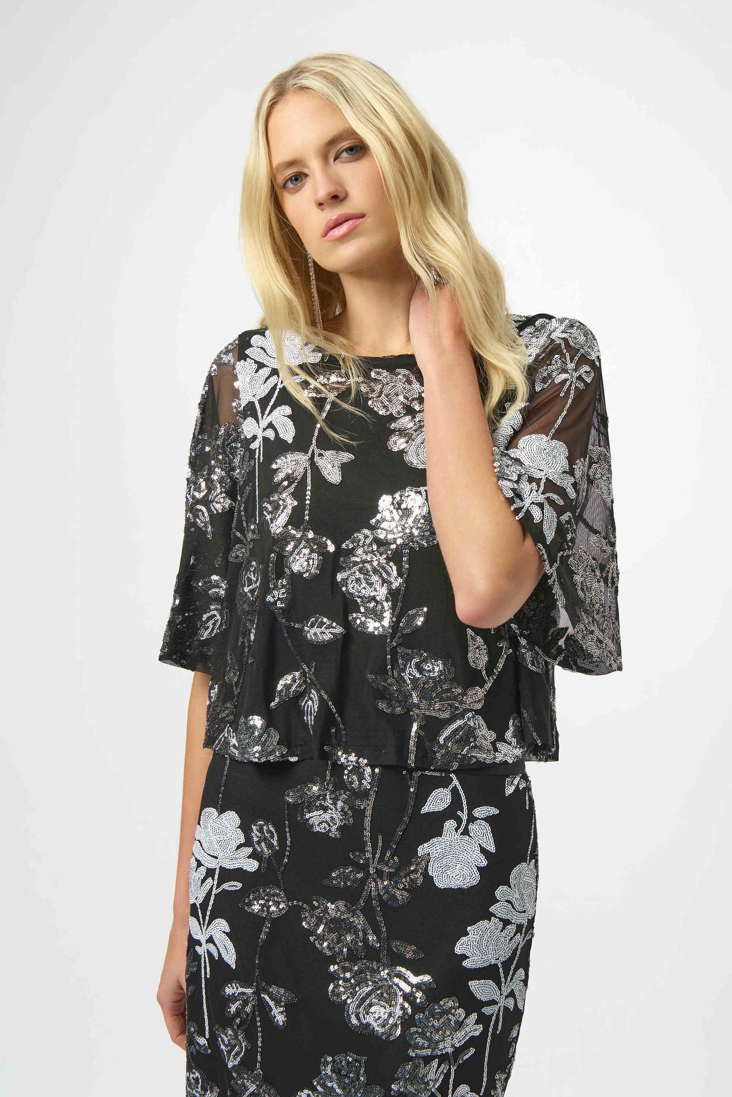 Sequin Embroidered Floral Print Boxy Top. Style JR254181