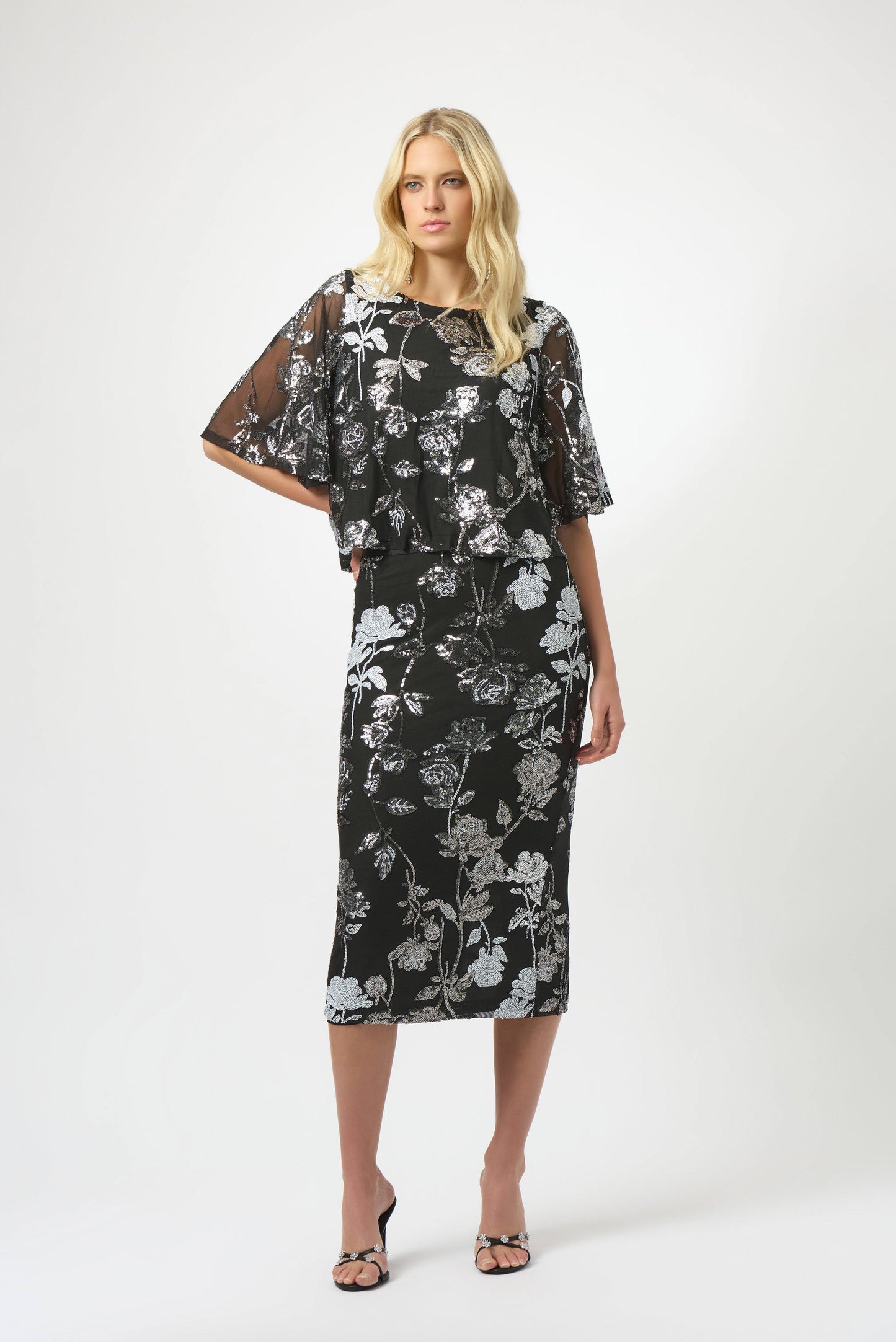 Sequin Embroidered Floral Print Boxy Top. Style JR254181