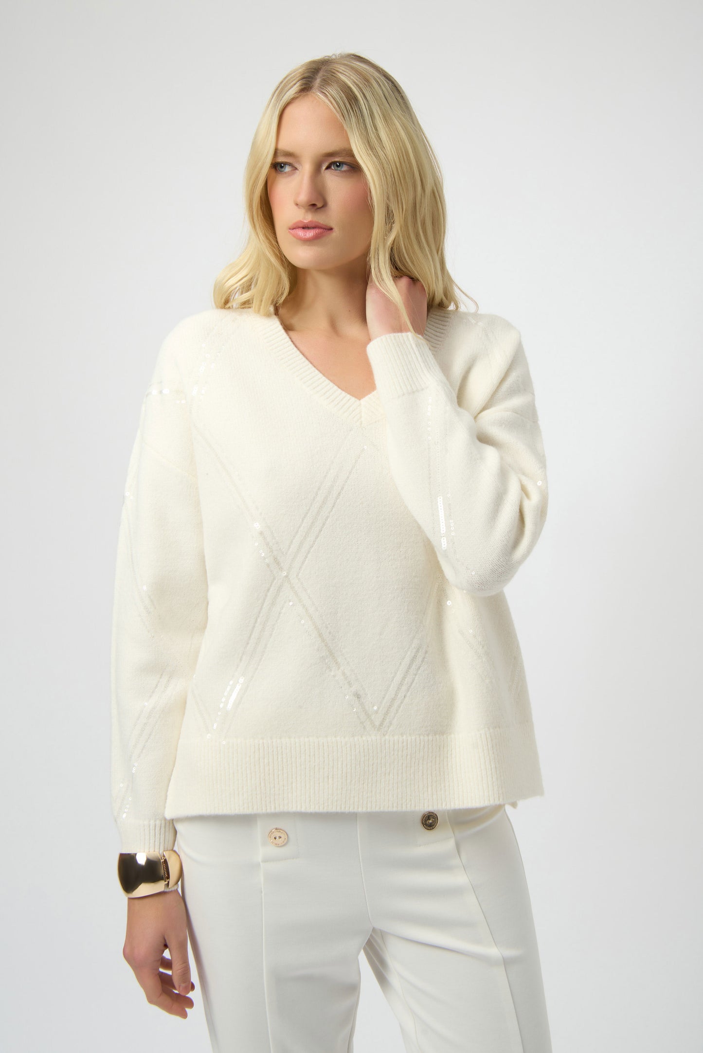 Sequined Knit Pullover Sweater. Style JR254949