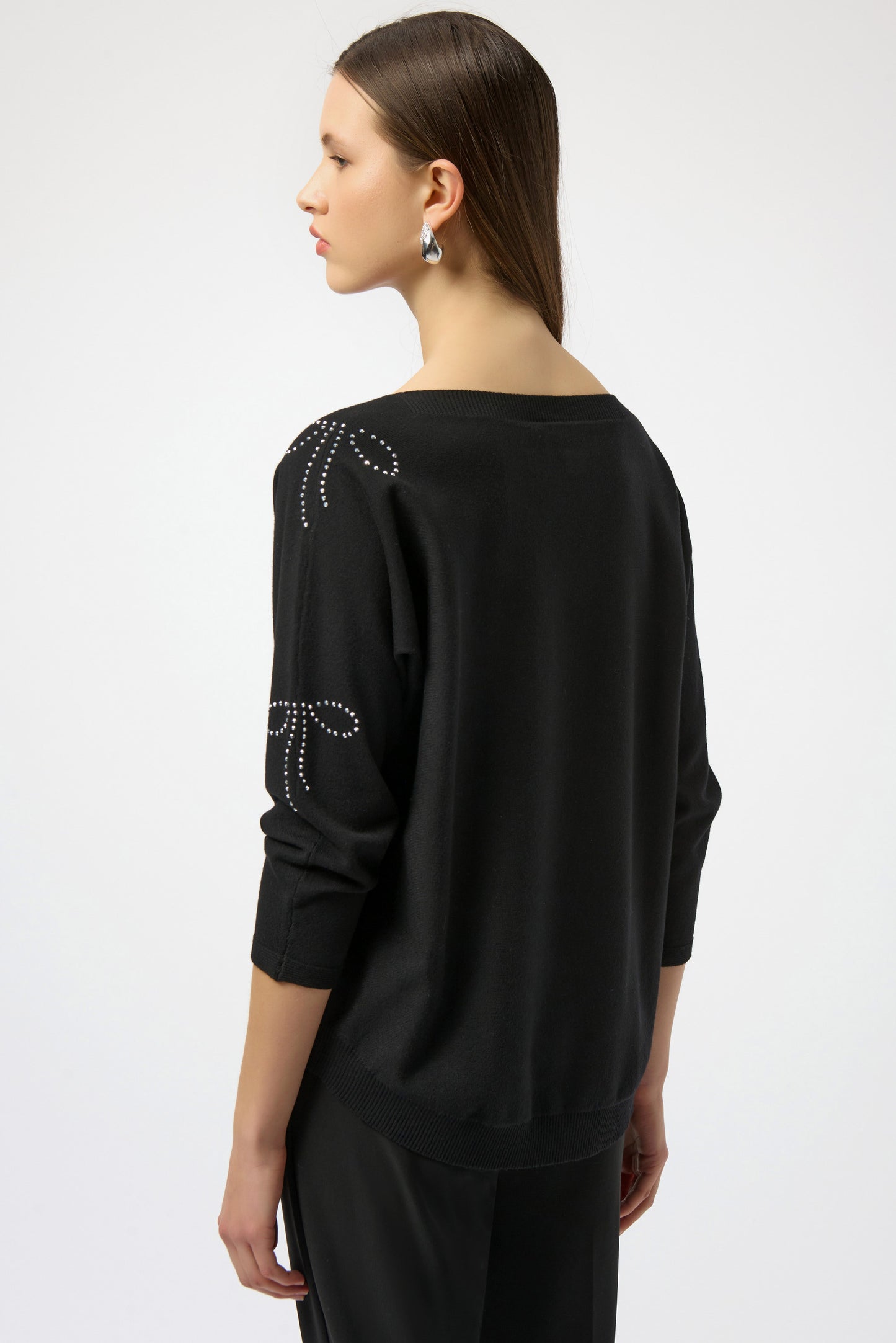 Knit Pullover Bow Detail Sweater. Style JR254950