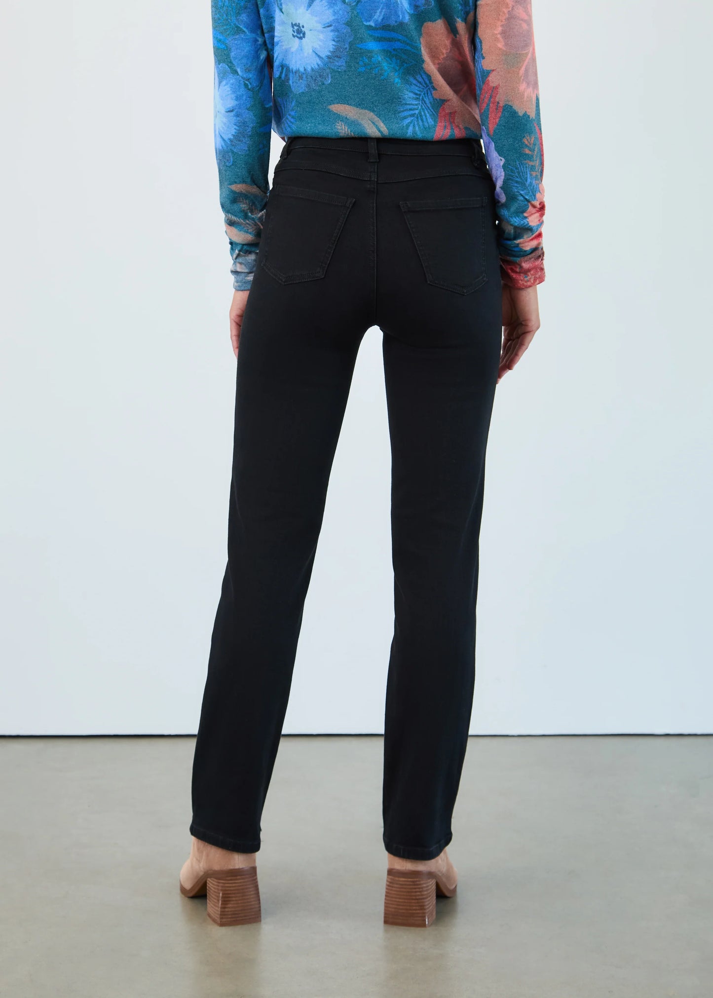 Beyond Denim Olivia Straight Leg Jean. Style FD2555862B