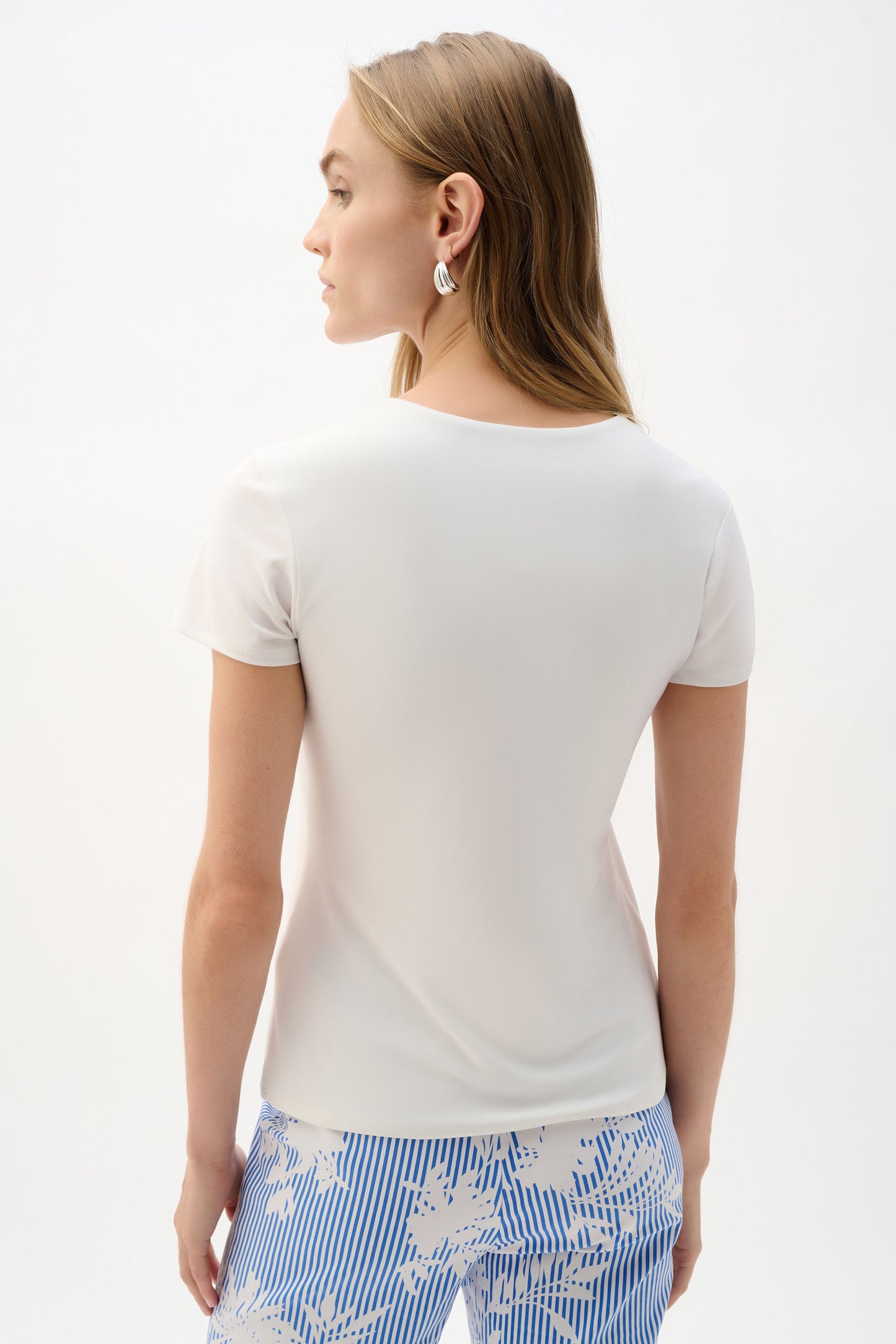 Basic Silky Knit Fitted Short Sleeve Top. Style JR262238