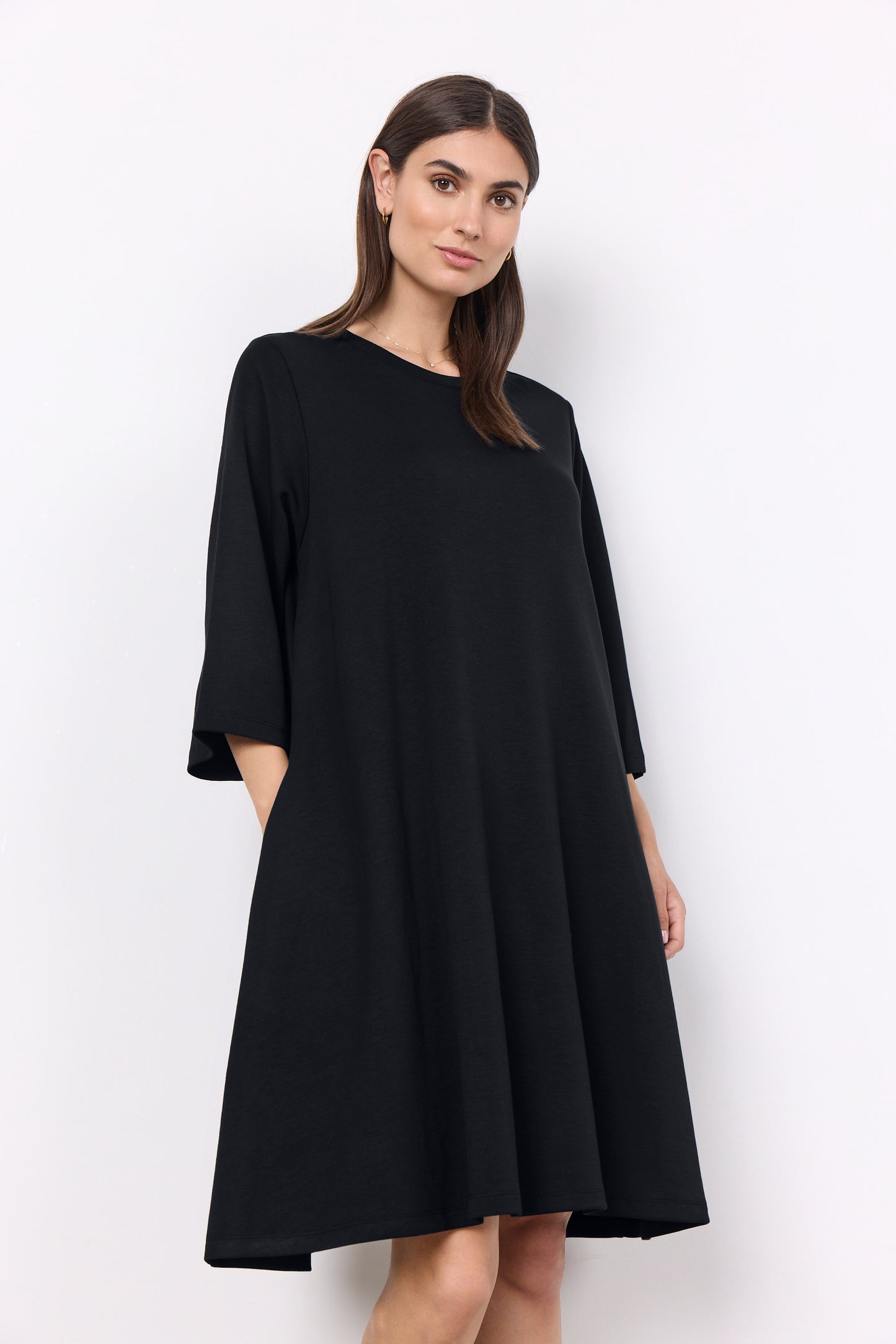 3/4 Sleeve Flared Skirt Midi Length Dress. Style SOYA4F26307