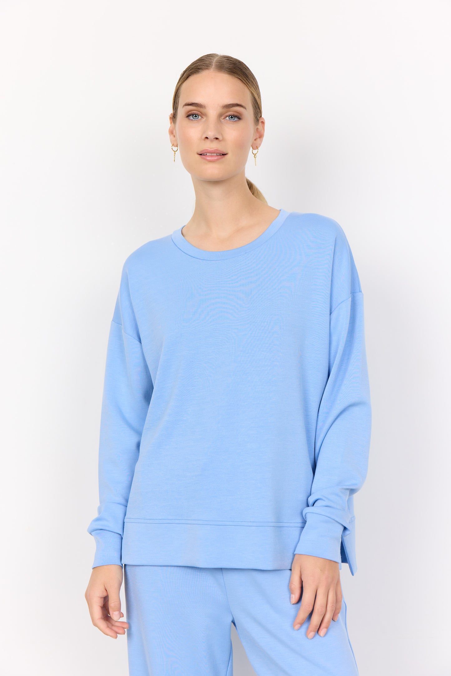 Soft Modal Side Slit Sweatshirt. Style SOYA4S26426