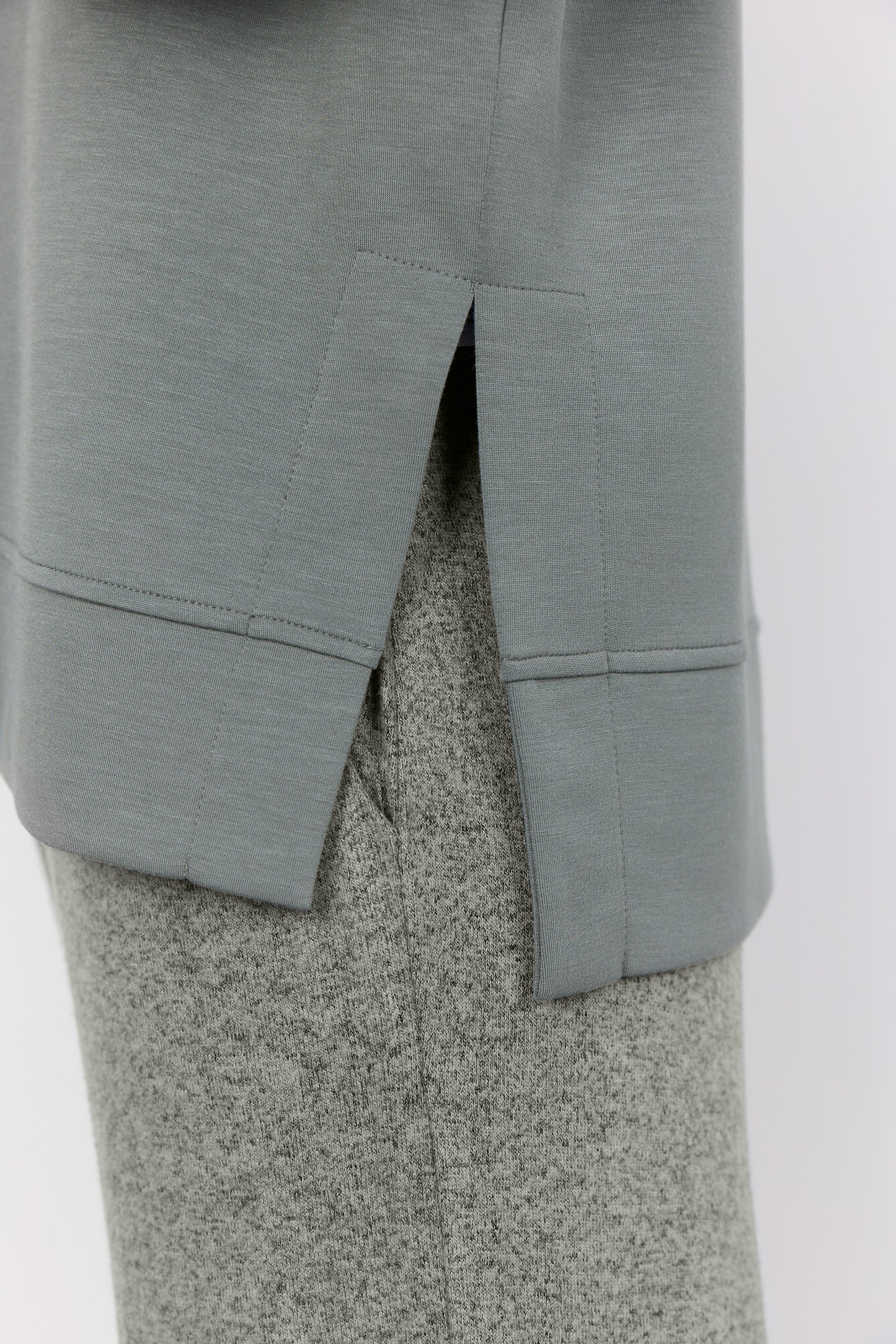 Soft Modal Side Slit Sweatshirt. Style SOYA4S26426