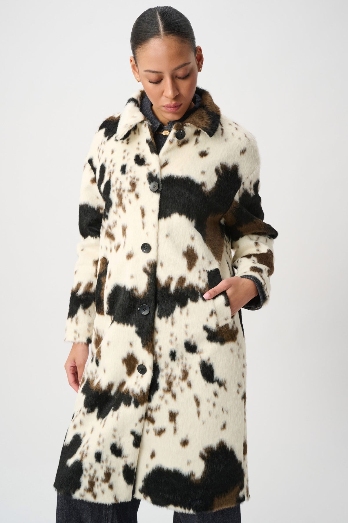 Faux Fur Cow Print Coat. Style JR264944