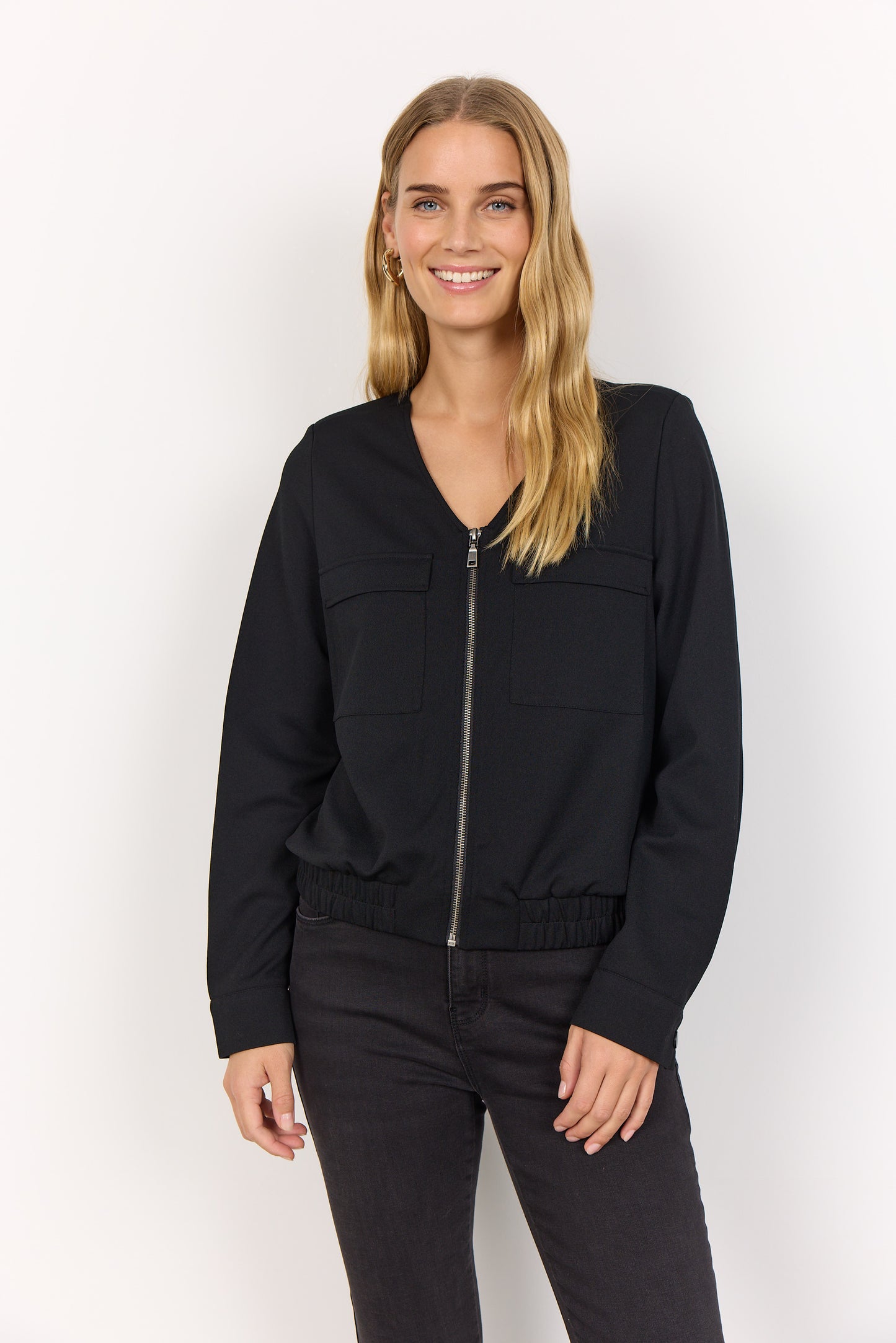 Boxy V-Neck Zip Up Jacket. Style SOYA4S26880