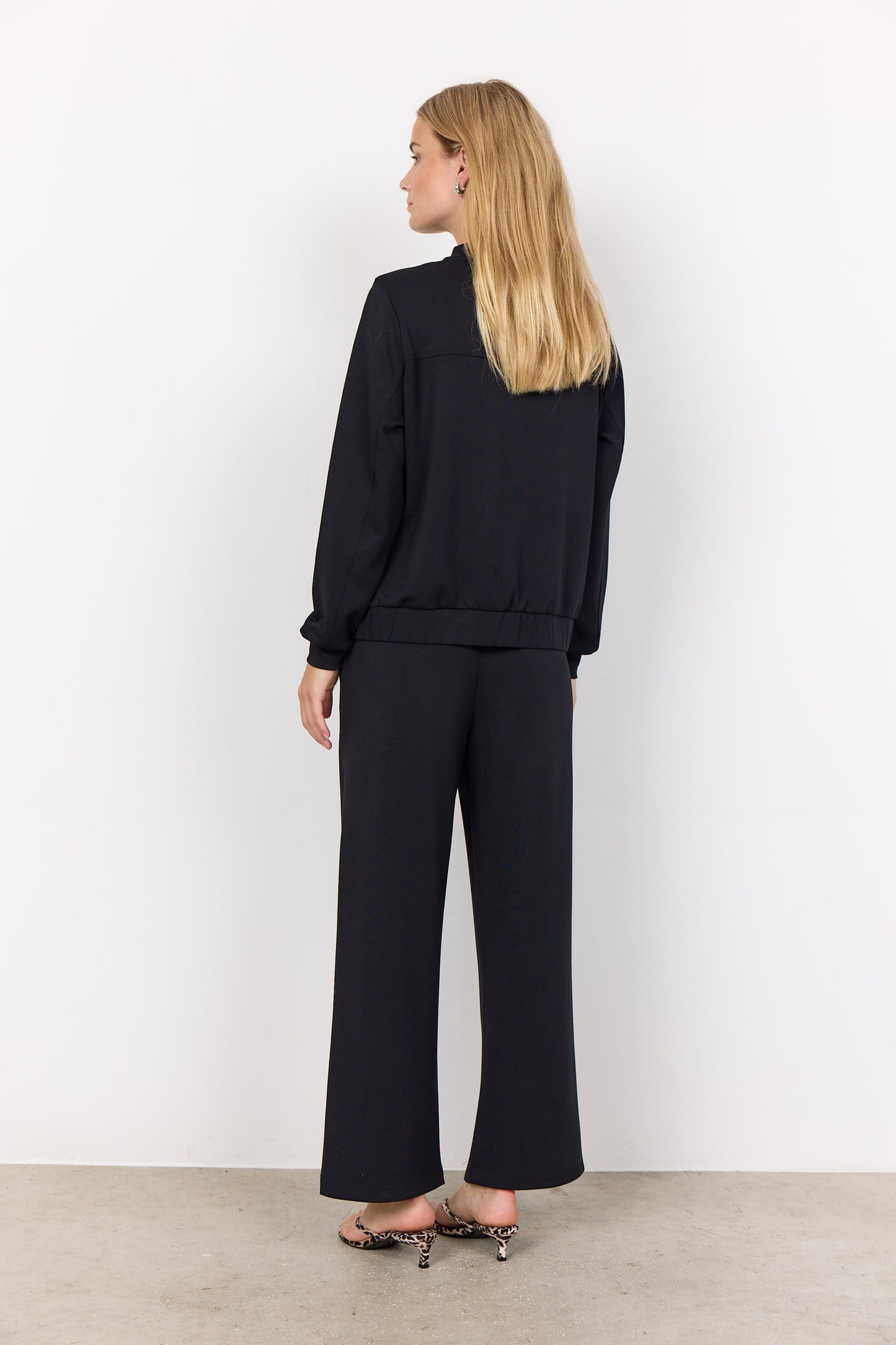Black Button Front Bomber Jacket. Style SOYA4PF26942
