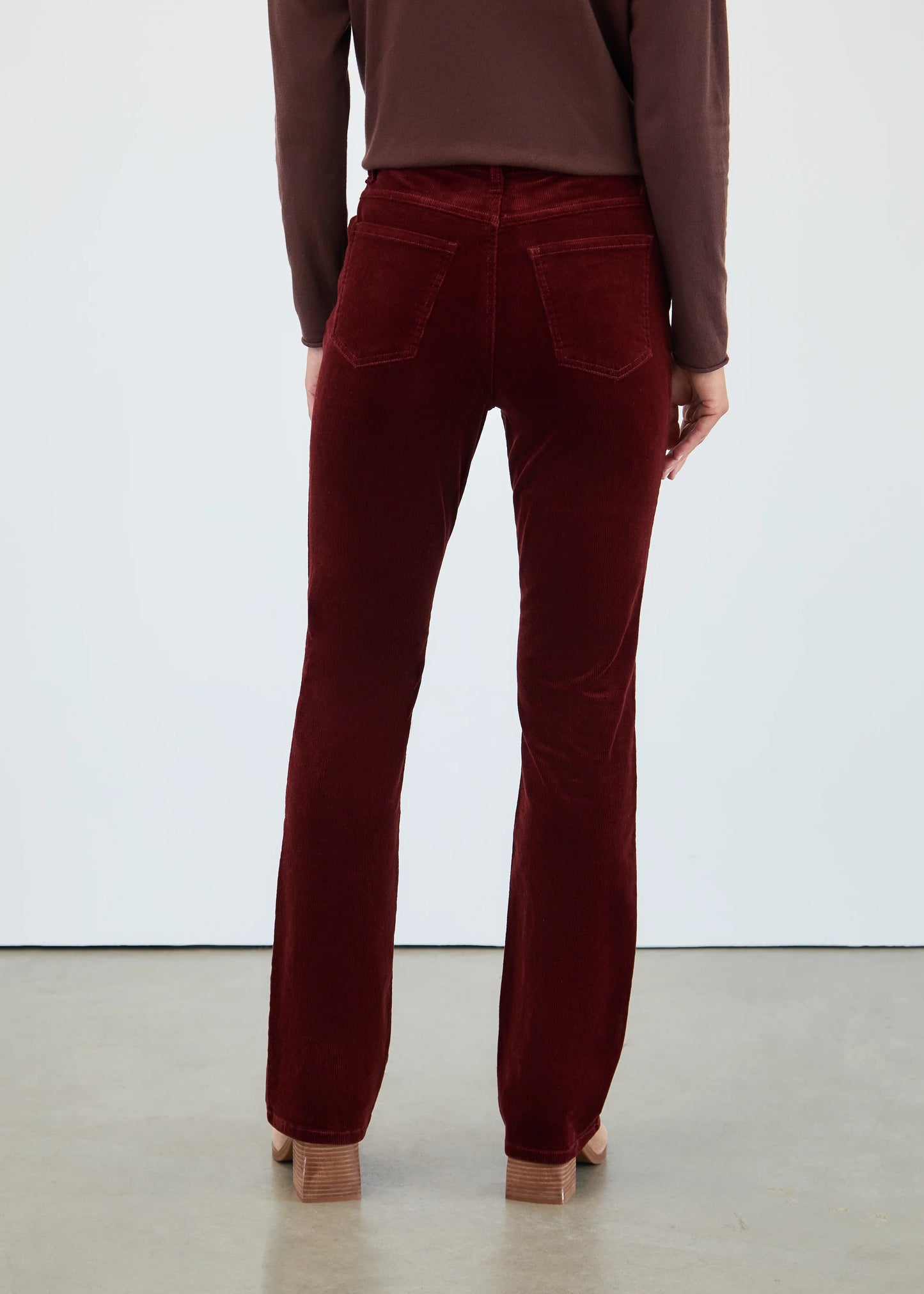 Corduroy Classic Bootcut Jeans. Style FD2812491