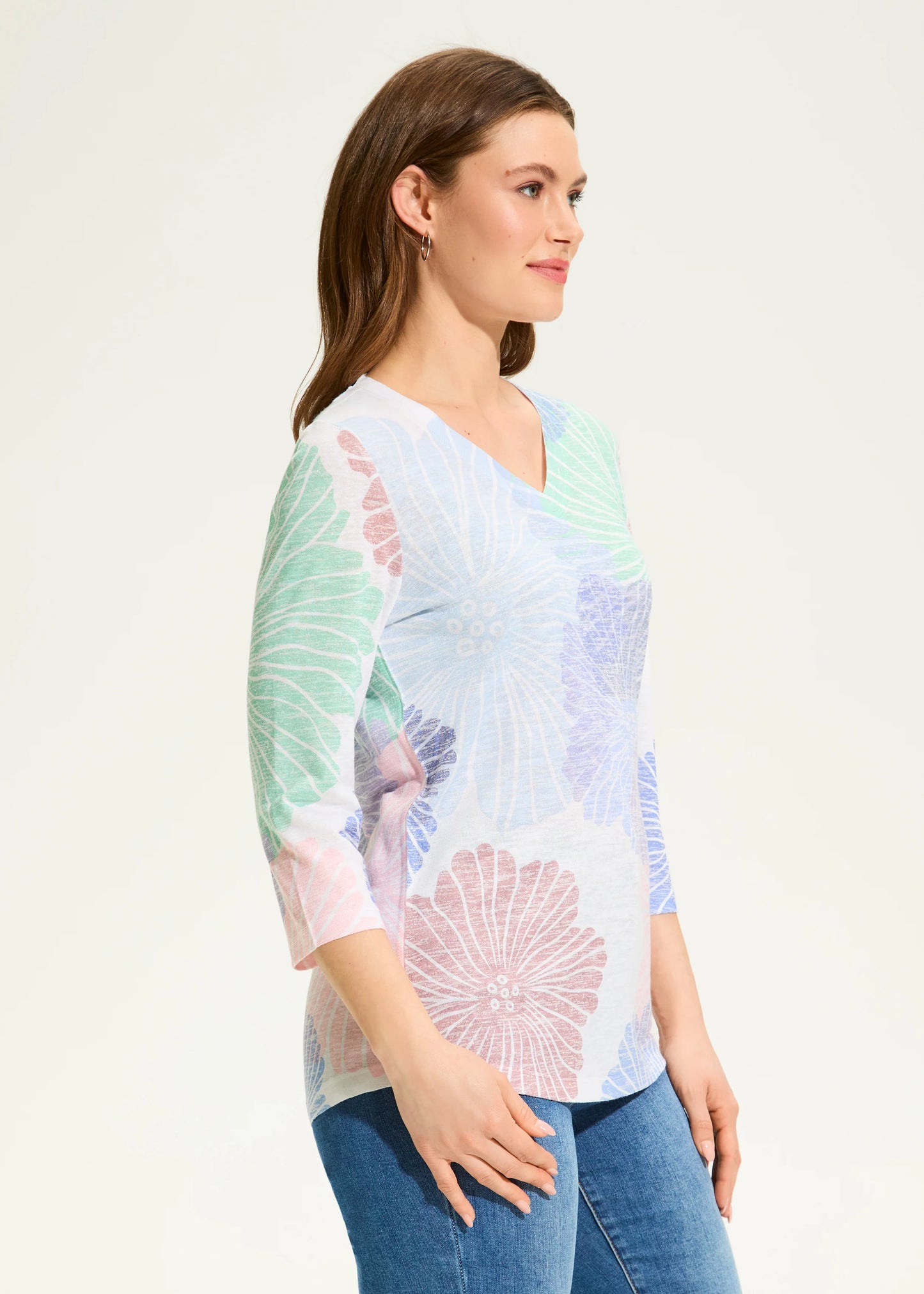 Jasmine 3/4 Sleeve V-Neck Top. Style FD3758435