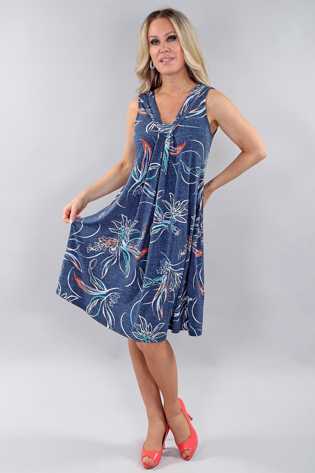 Abstract Print Front Pleat Dress. Style MT25S3839
