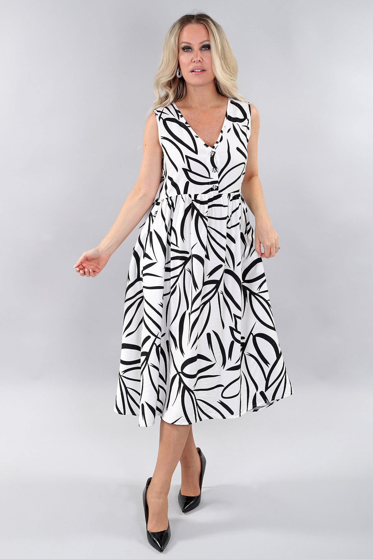 Y-Neck Front Button Midi Dress. Style MT25S3847