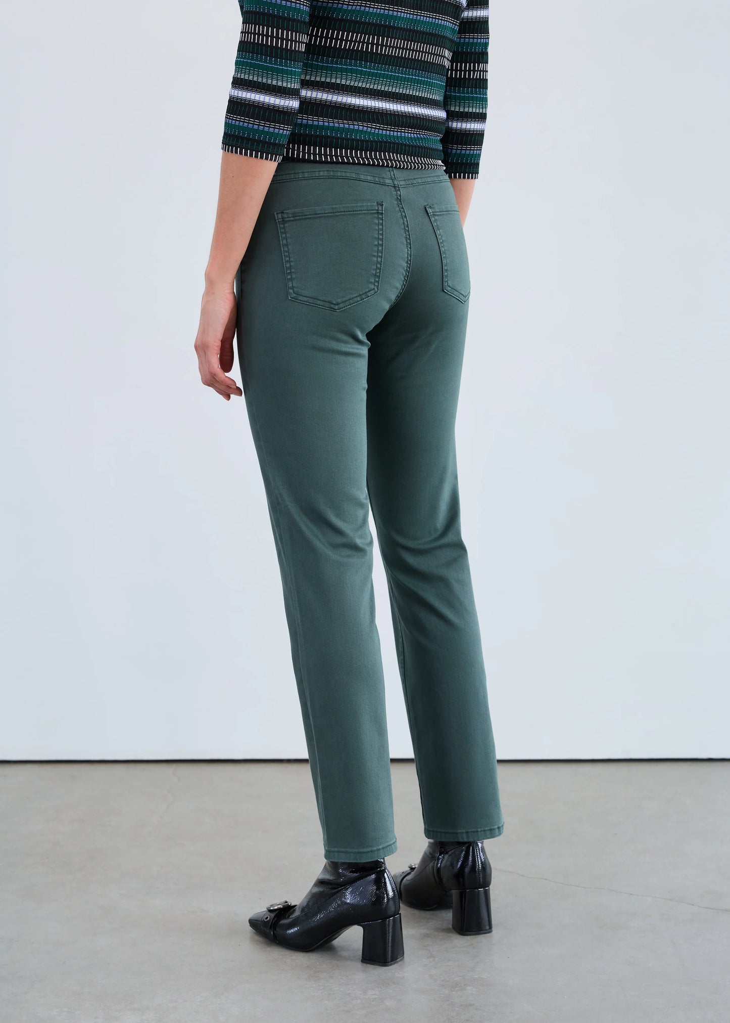 Christina Straight Leg Jean. Style FD5135511