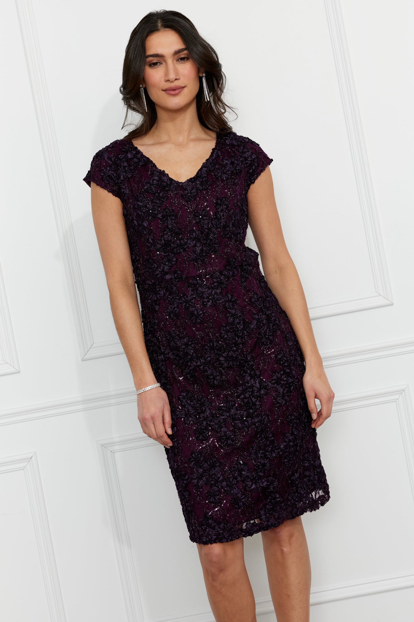 Sheath Floral V-Neck Dress. Style FL259223