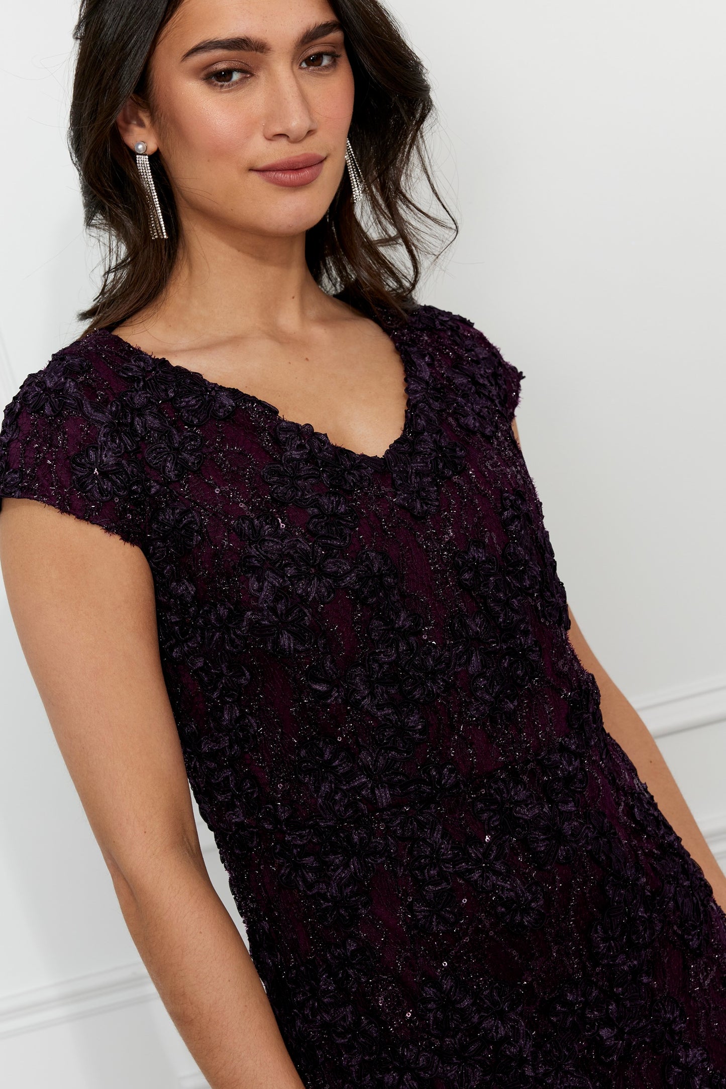 Sheath Floral V-Neck Dress. Style FL259223