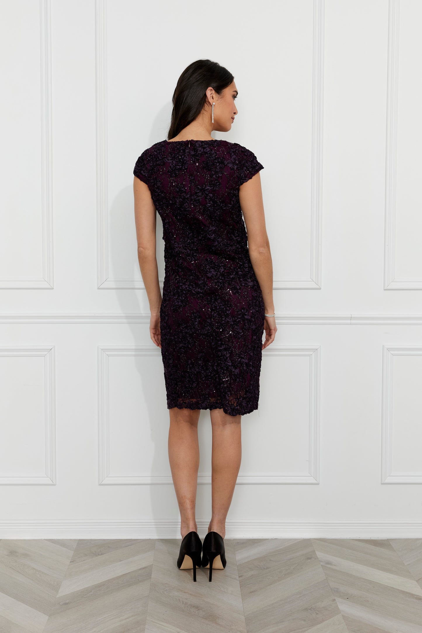 Sheath Floral V-Neck Dress. Style FL259223