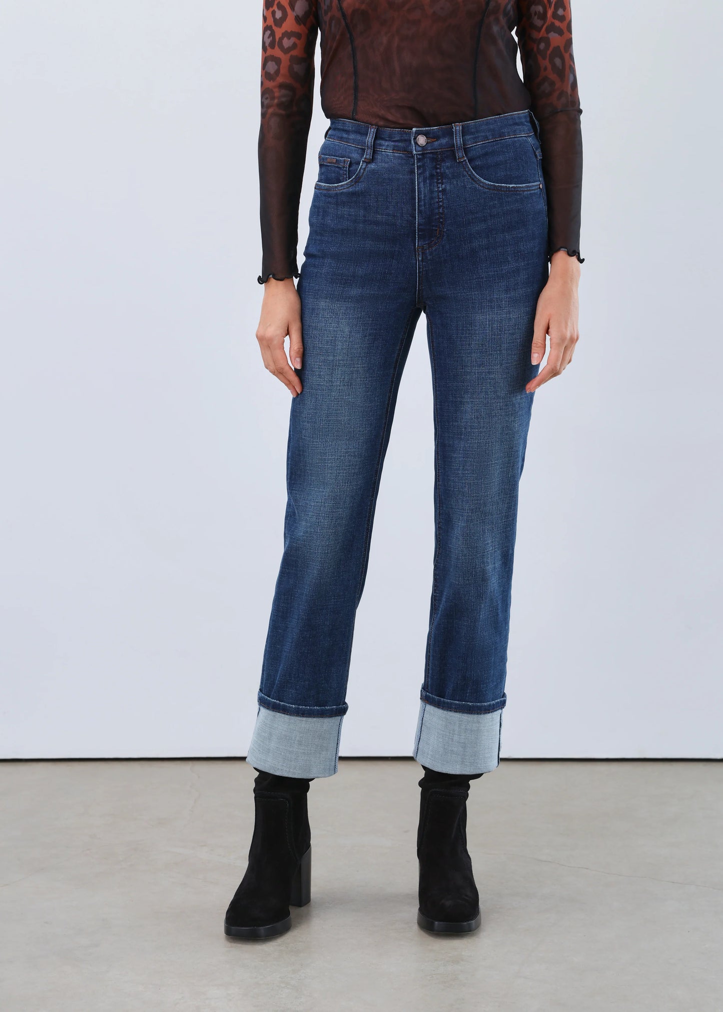 Suzanne Straight Leg Ankle Denim Jean. Style FD6897809
