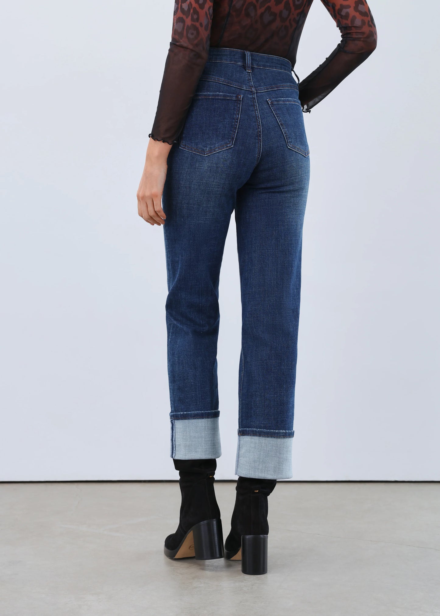 Suzanne Straight Leg Ankle Denim Jean. Style FD6897809
