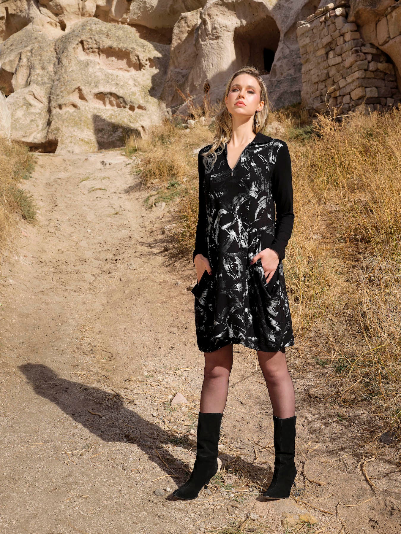 Black & Silver Abstract Brush Stroke Dress. Style DOLC73144