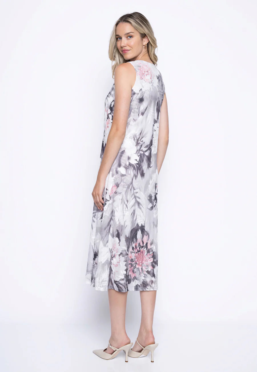 Sleeveless Printed Clipped Jacquard Dress. Style PYGC6141P
