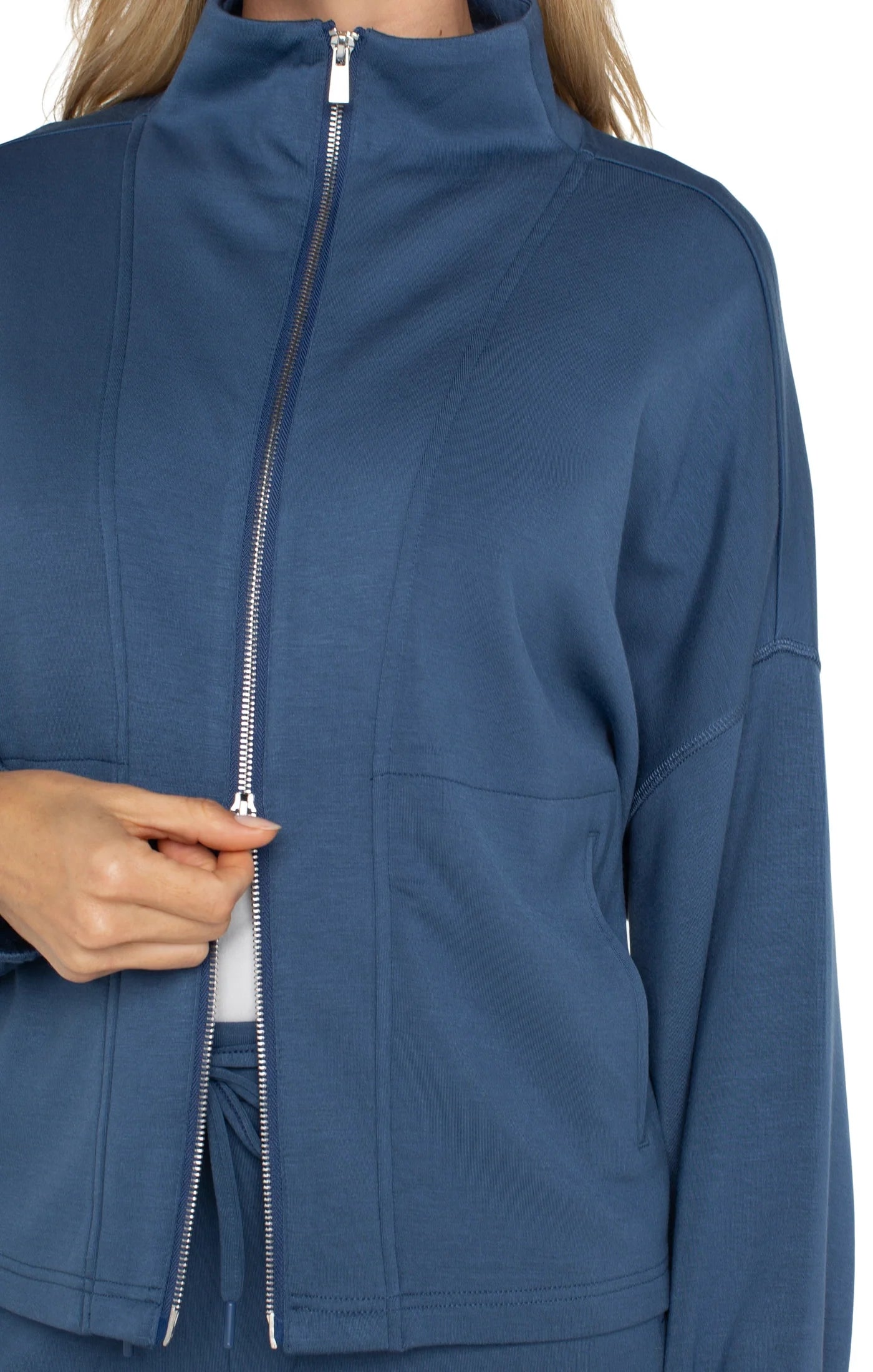 Zip Up Funnel Neck Jacket. Style LVLM1B61C9