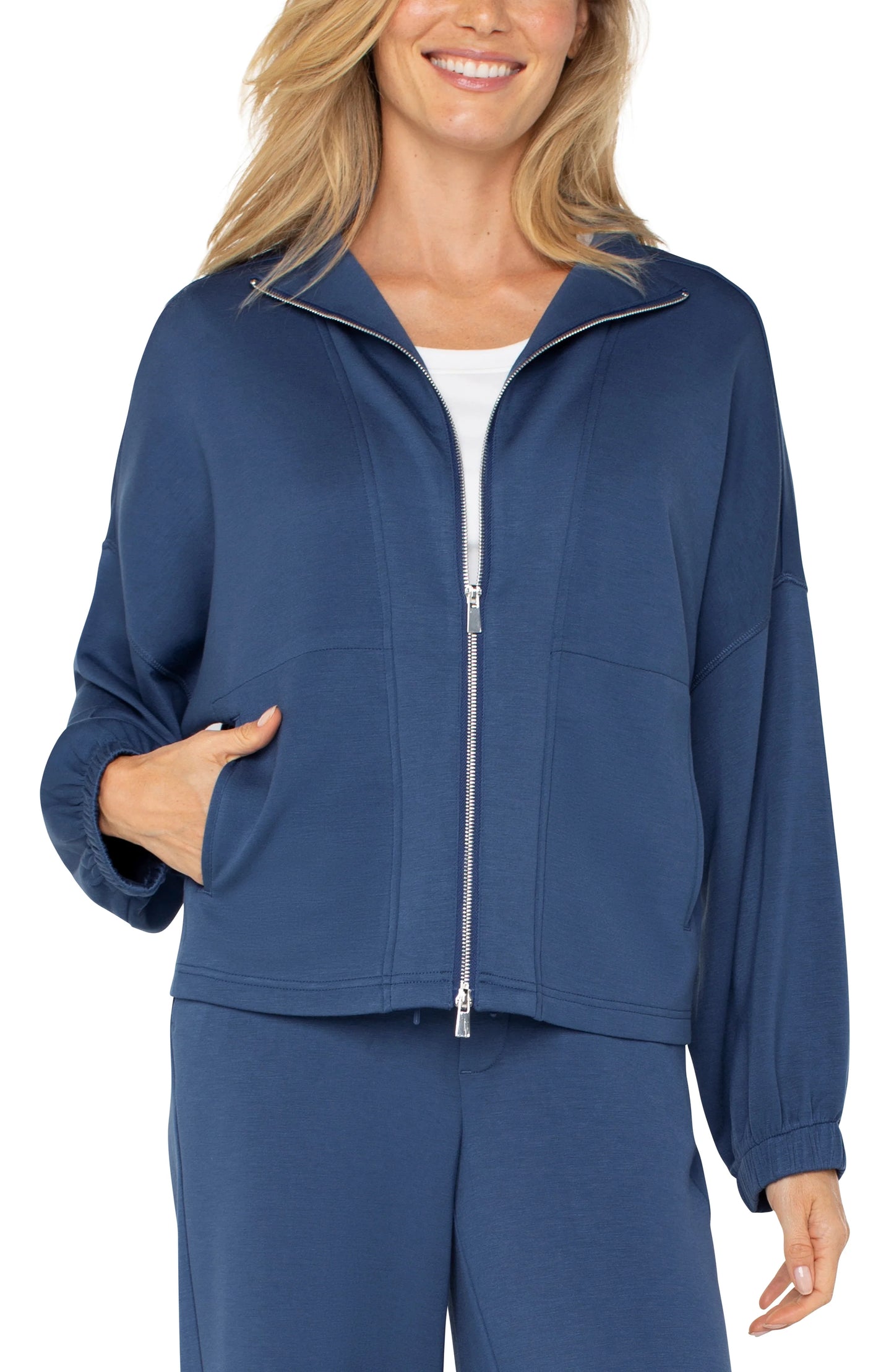 Zip Up Funnel Neck Jacket. Style LVLM1B61C9