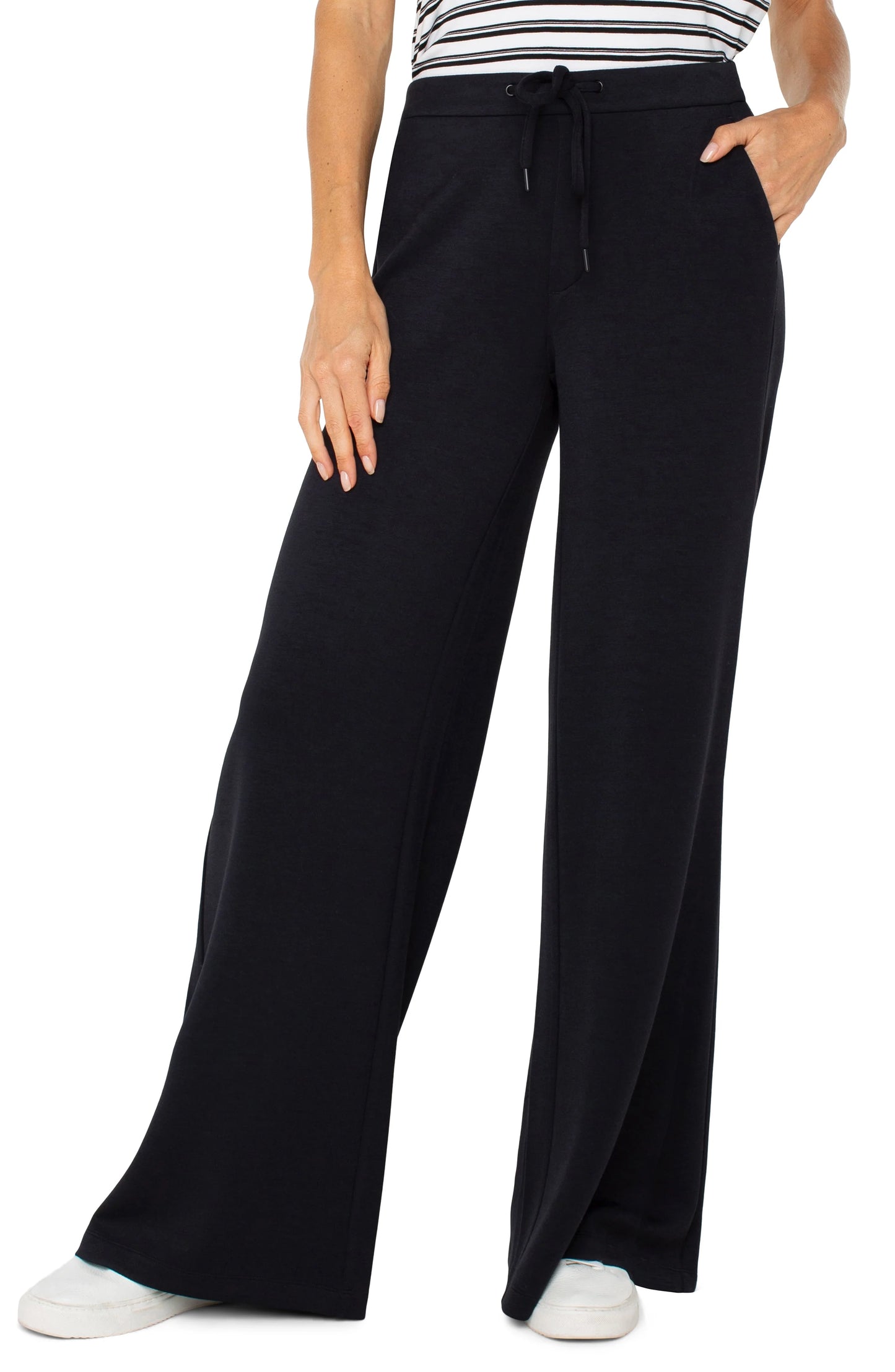 Pull On Wide Leg Trouser. Style LVLM4715C9
