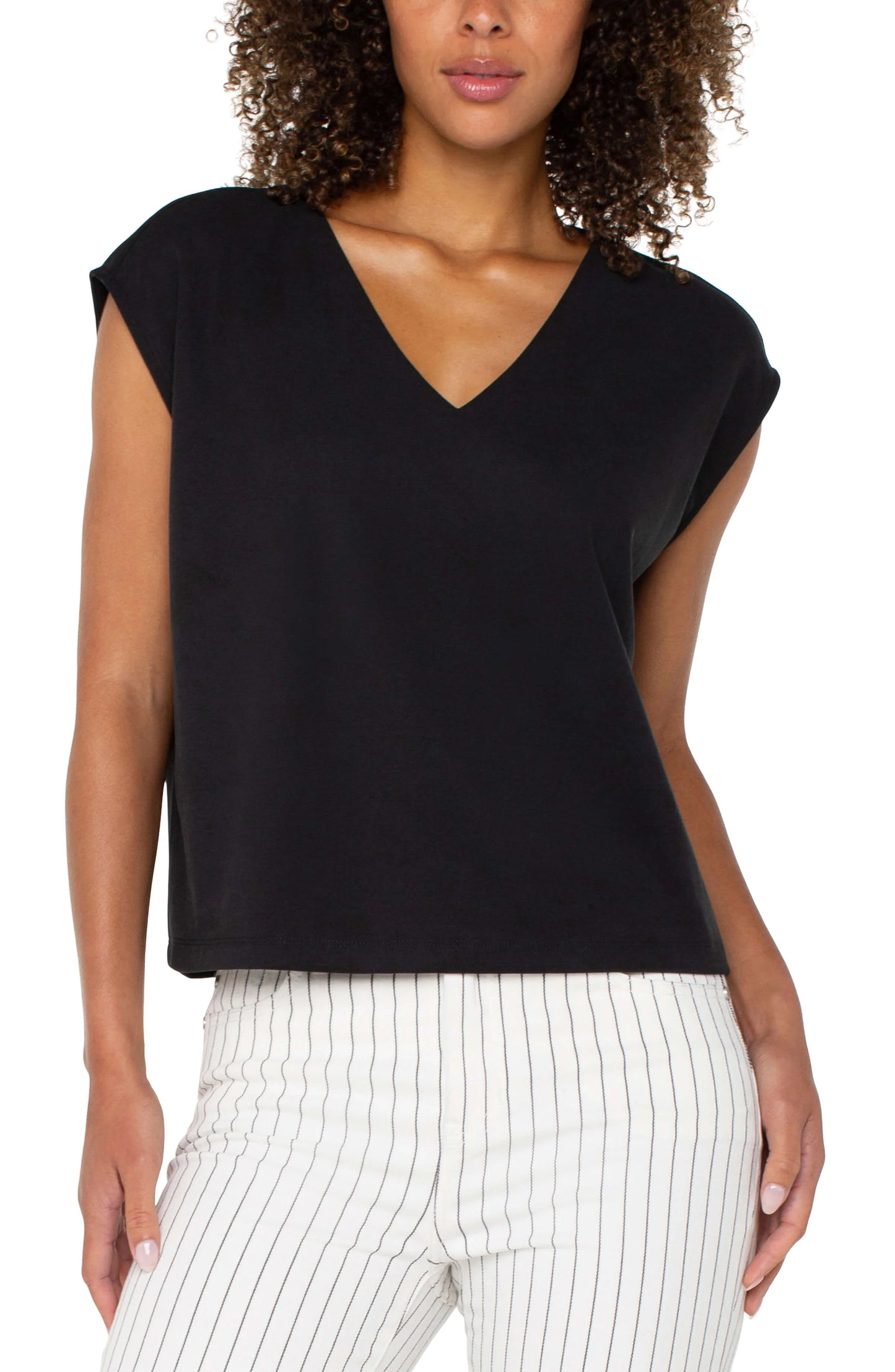 Sleeveless V-Neck Top. Style LVLM8F60C9