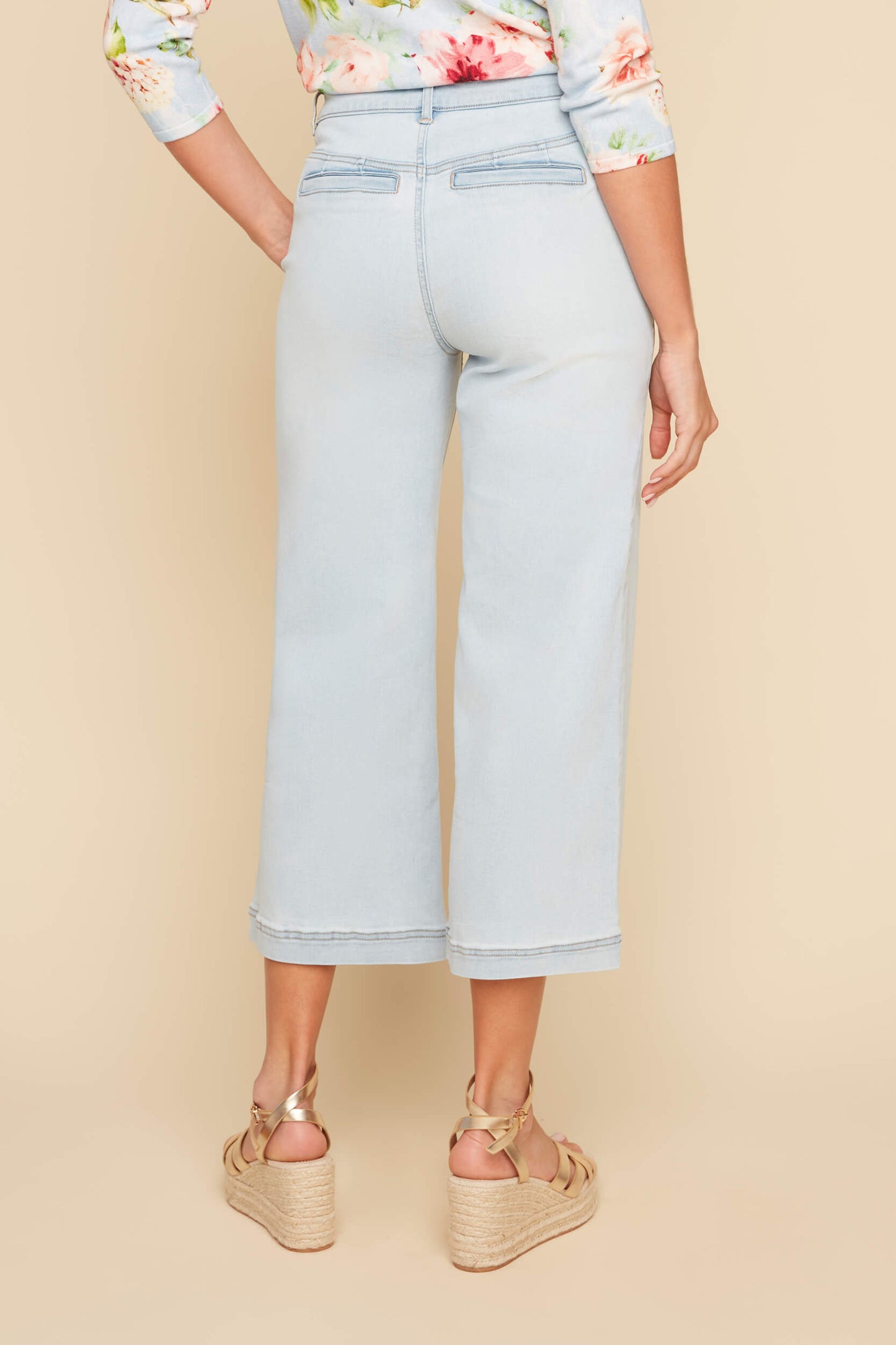 Wide Leg Denim Crop. Style REN11001D-E2141