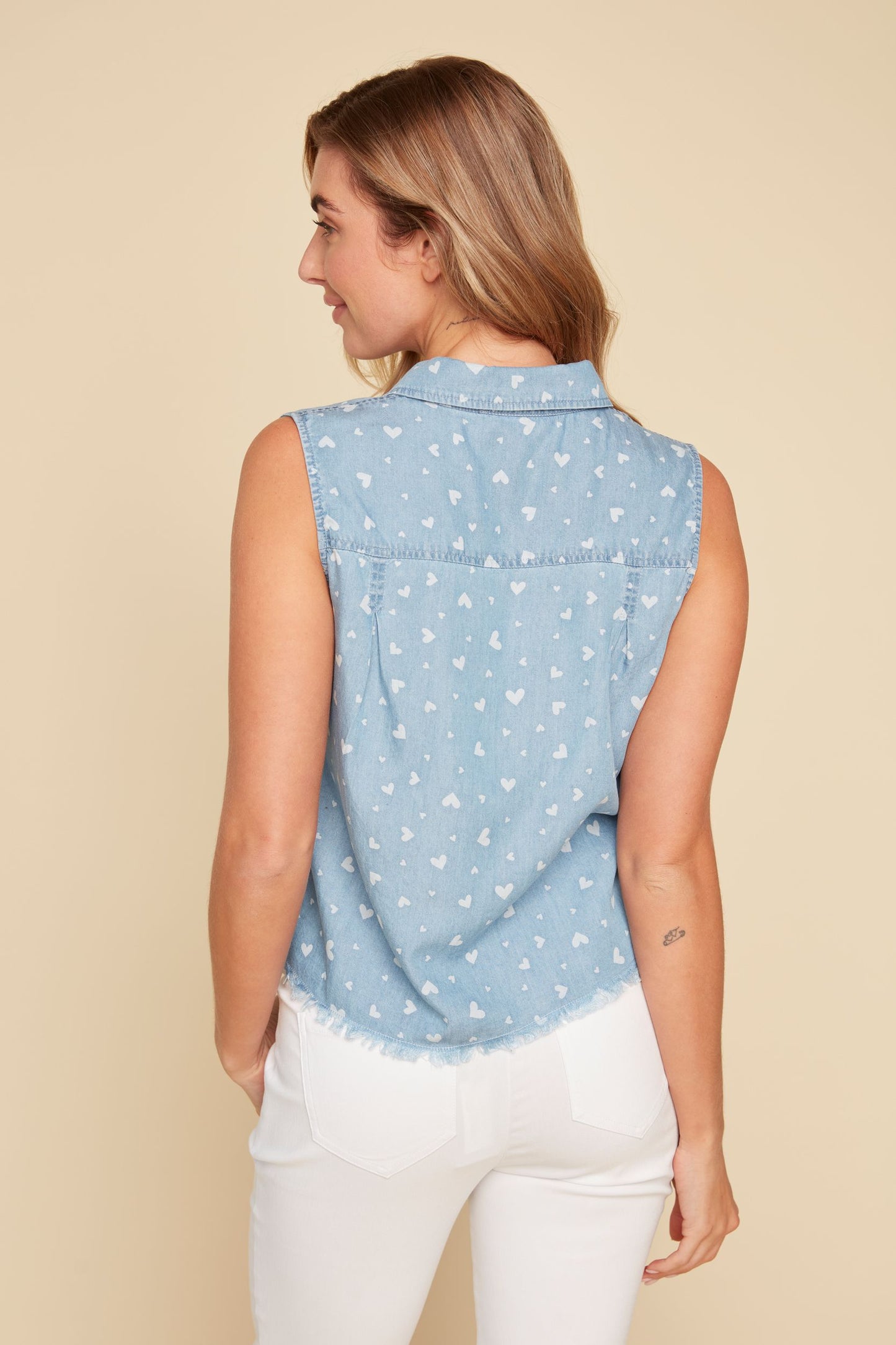 Heart Print Sleeveless Denim Top. Style RENR5168-E3027