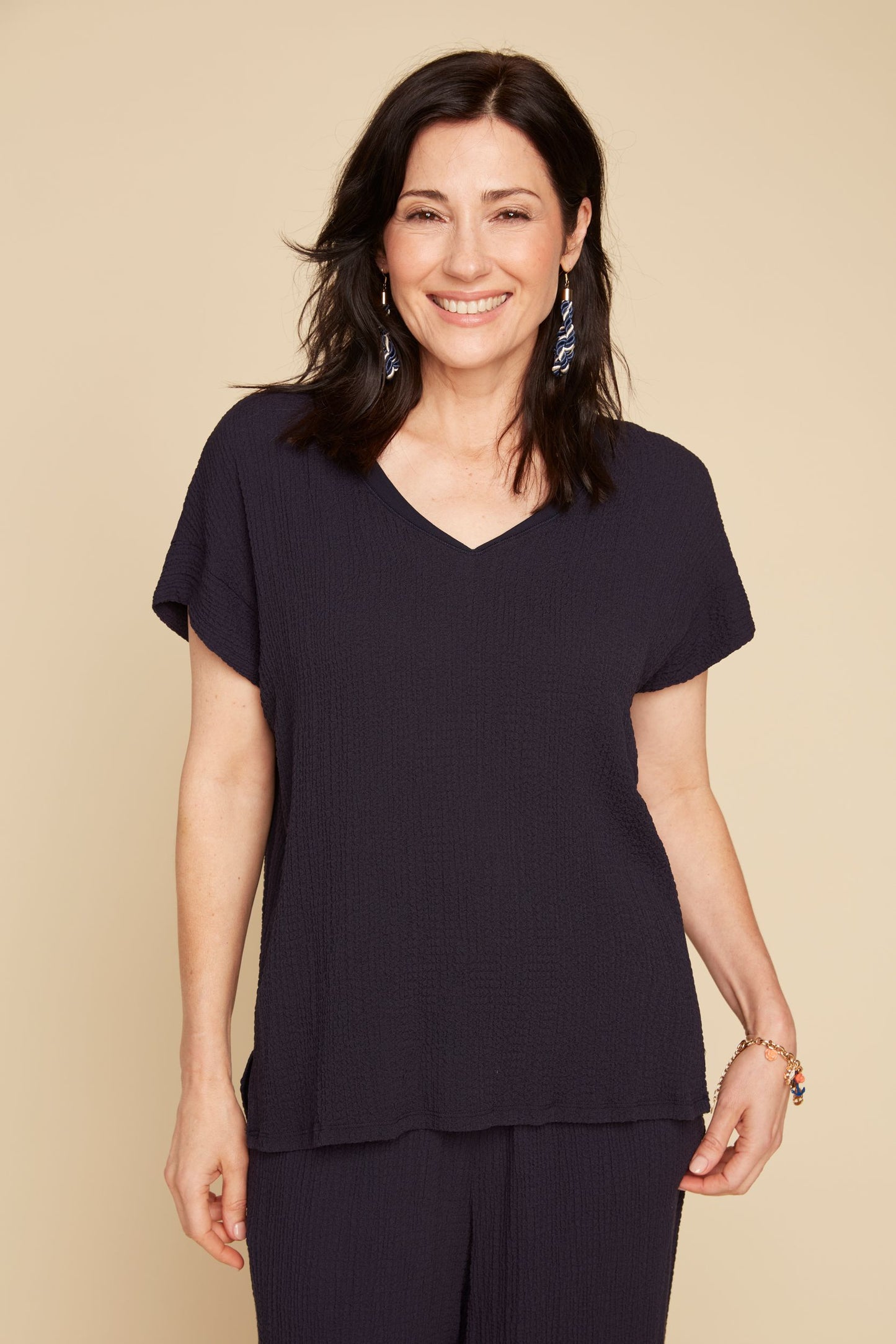 Textured Crepe Stretch Top. Style RENR7790-54K