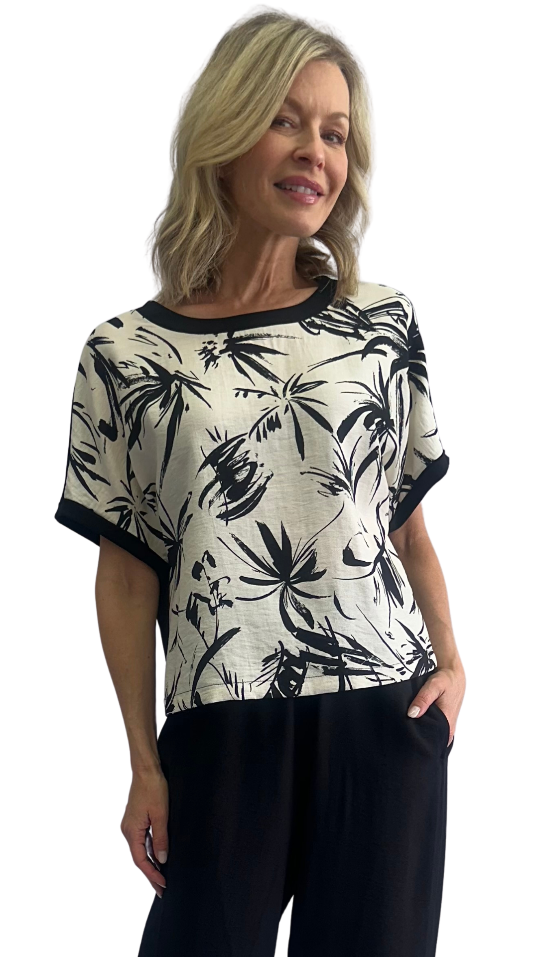 Drop Shoulder Short Sleeve Palm Tree Print Black Trim Top. Style SW202413